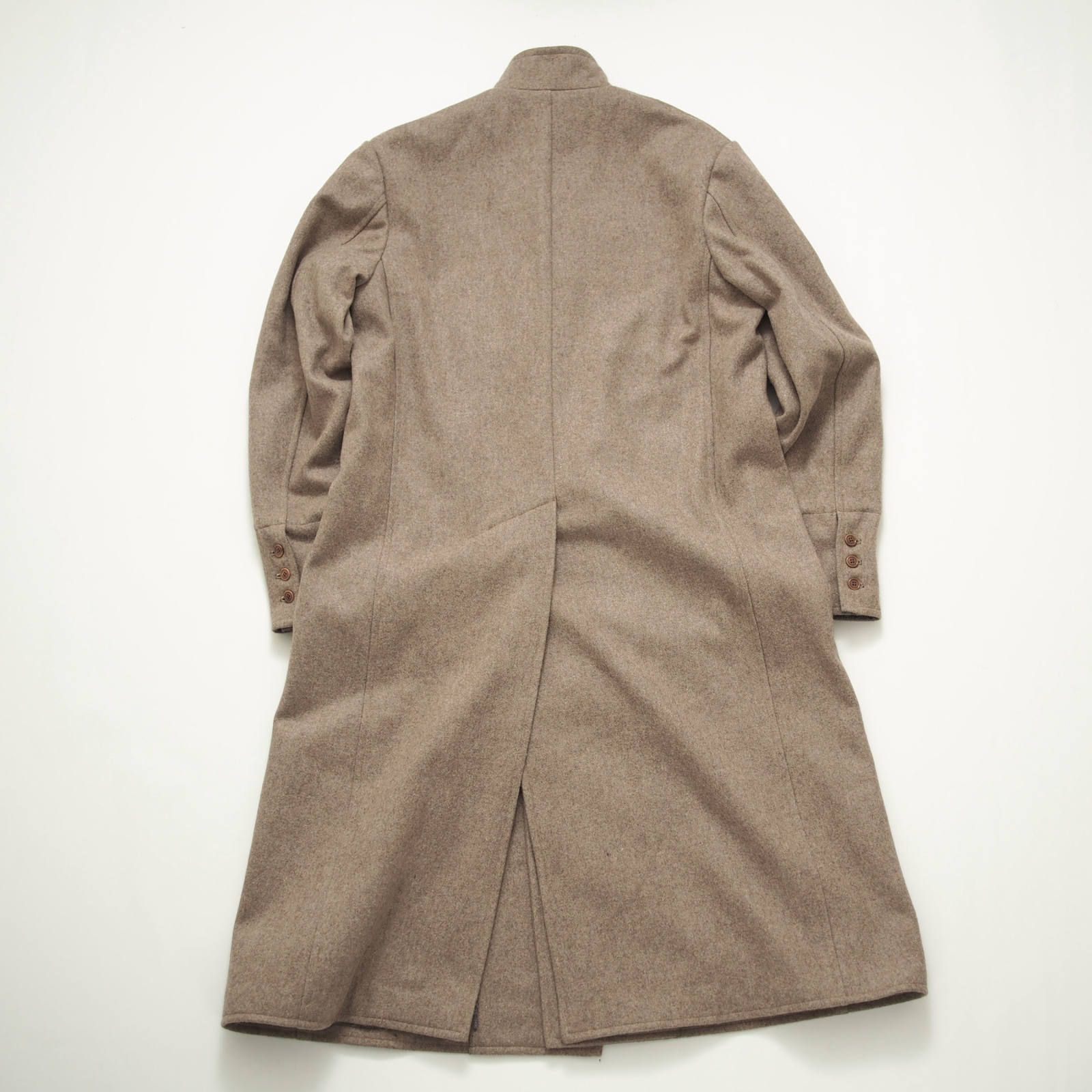 grand master over coat  (BLACK/SAND)