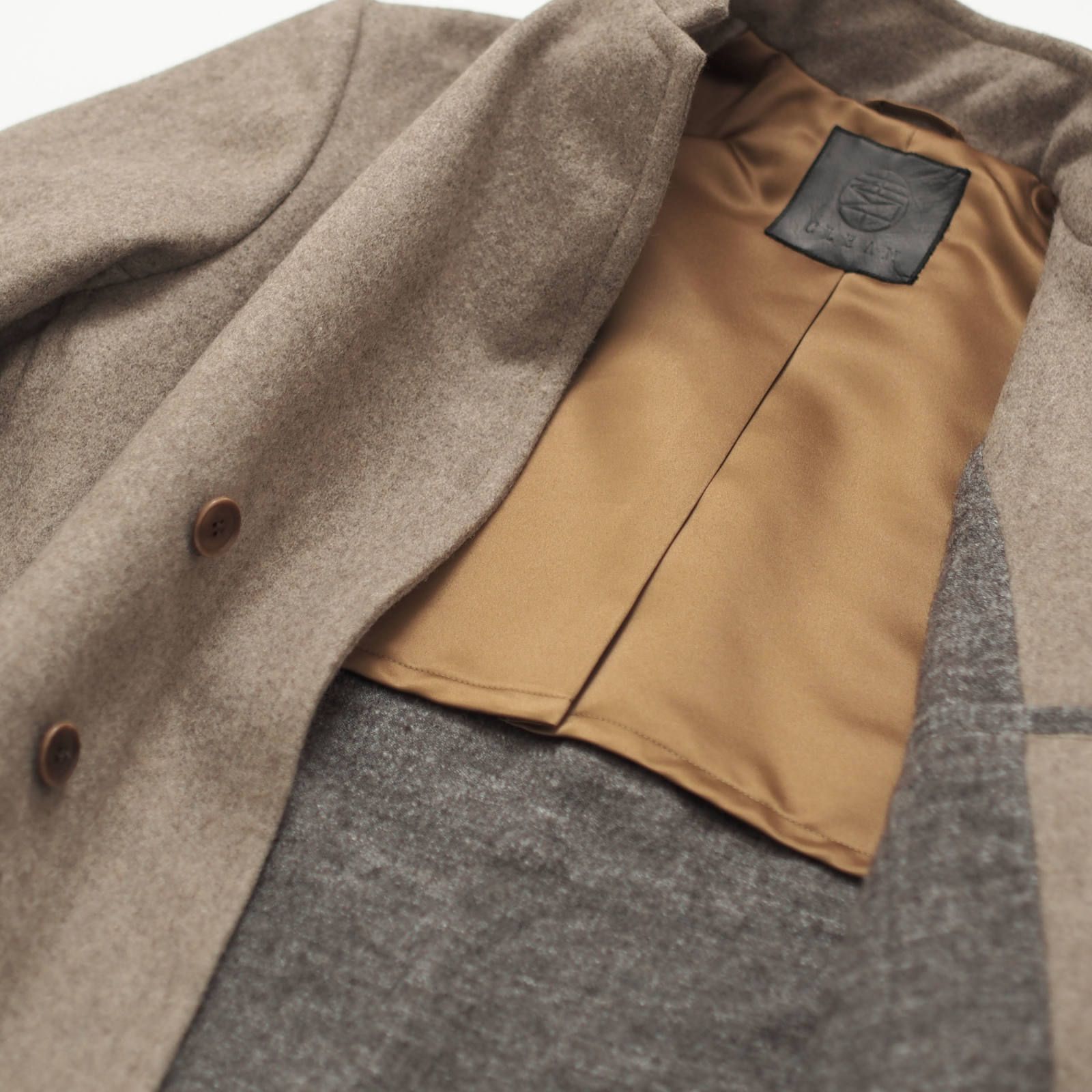 grand master over coat  (BLACK/SAND)