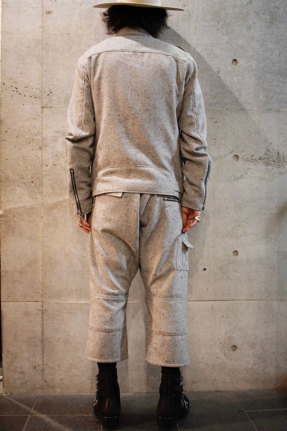 945-74TJ289-2 (GRAY)