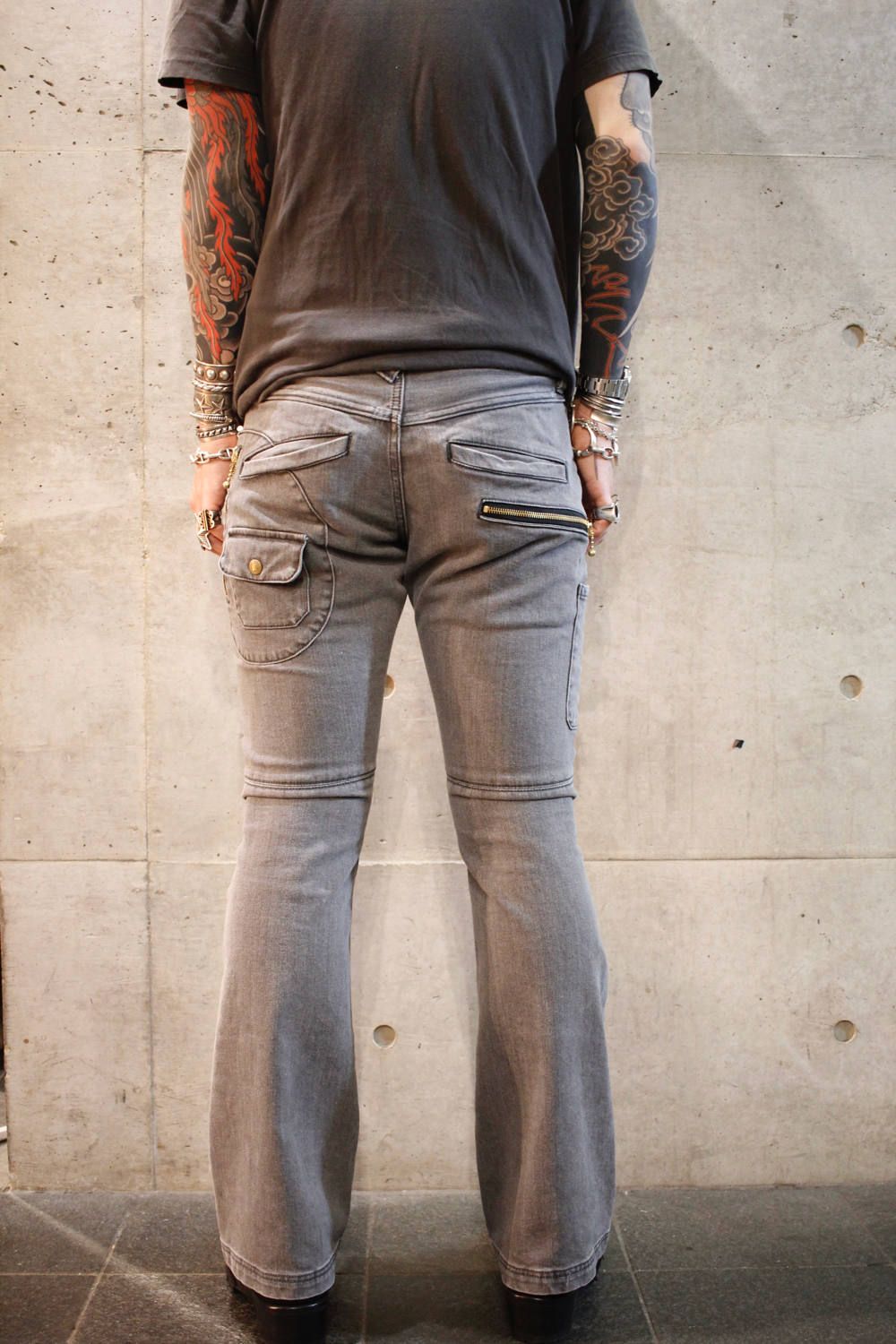 945-74TP130-1 (GRAY)
