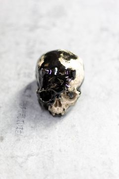 "ぐい呑み"小ツノ髑髏 黒 02  (桐箱付)