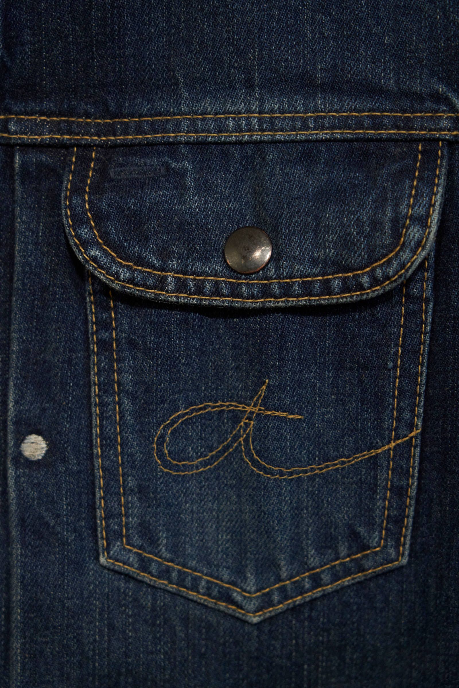 CLASSIC-DENIM JACKET