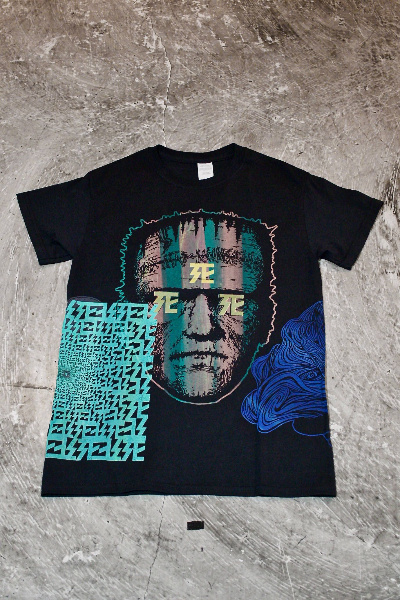 デスパターンズ2020 "NO MAD NUMSKULL" マルチプリントTEE BLK/Sサイズ