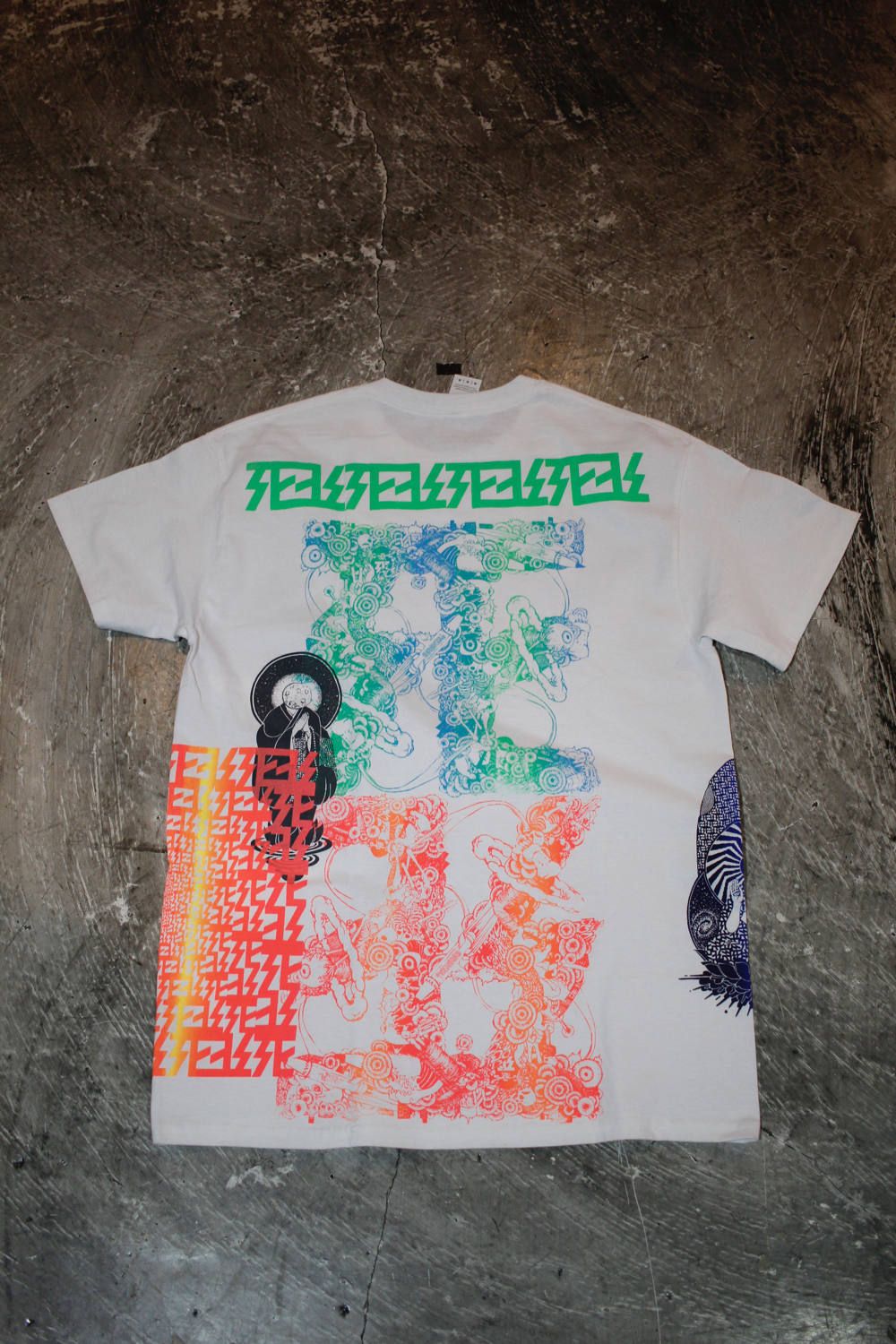 デスパターンズ2020 "NO MAD NUMSKULL" マルチプリントTEE WHT/Mサイズ