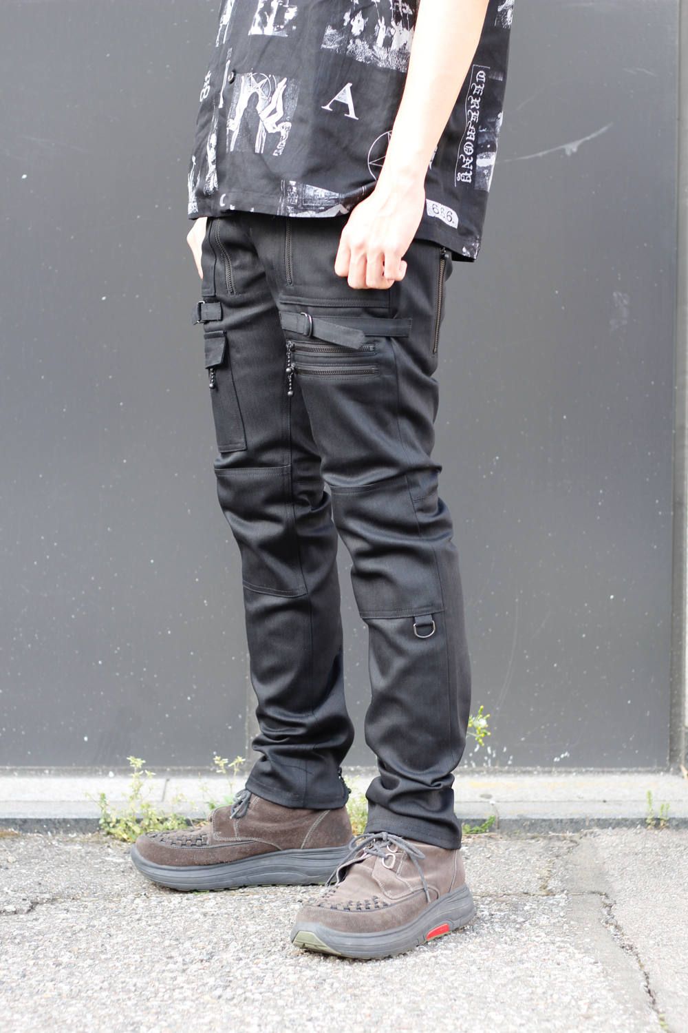 blackmeans - 945-78GP06-16 (BLACK×BLACK ZIP) | HAZE