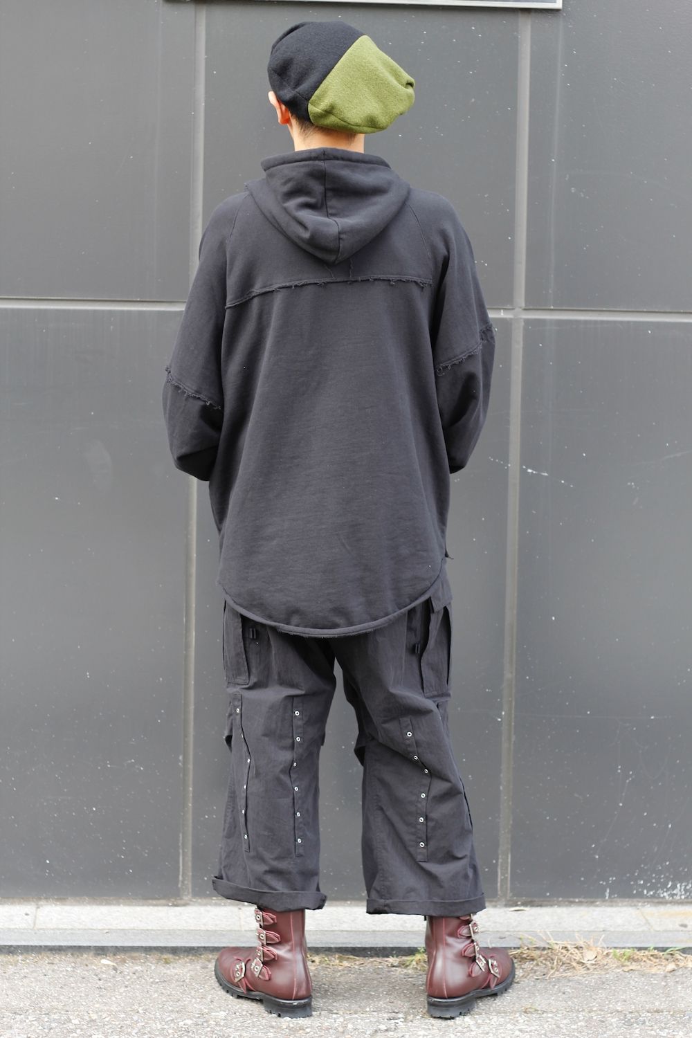 「SIBLETH」2021-22 ”POSTYESTERDAY” 005