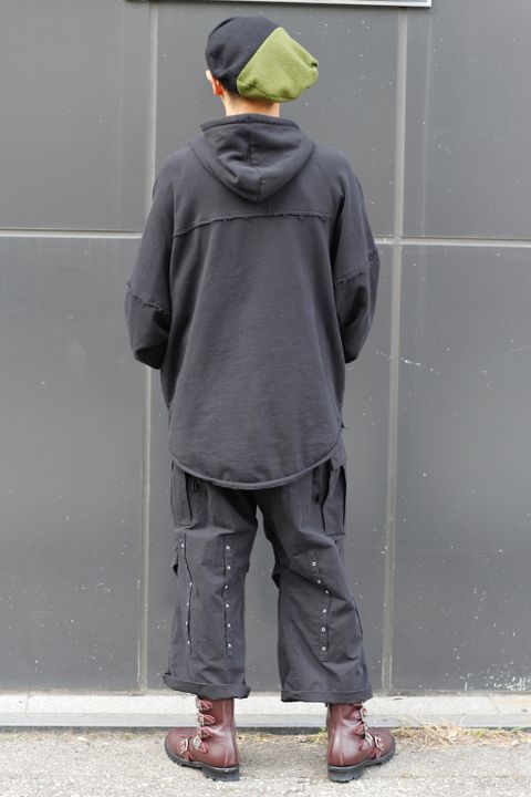 「SIBLETH」2021-22 ”POSTYESTERDAY” 005