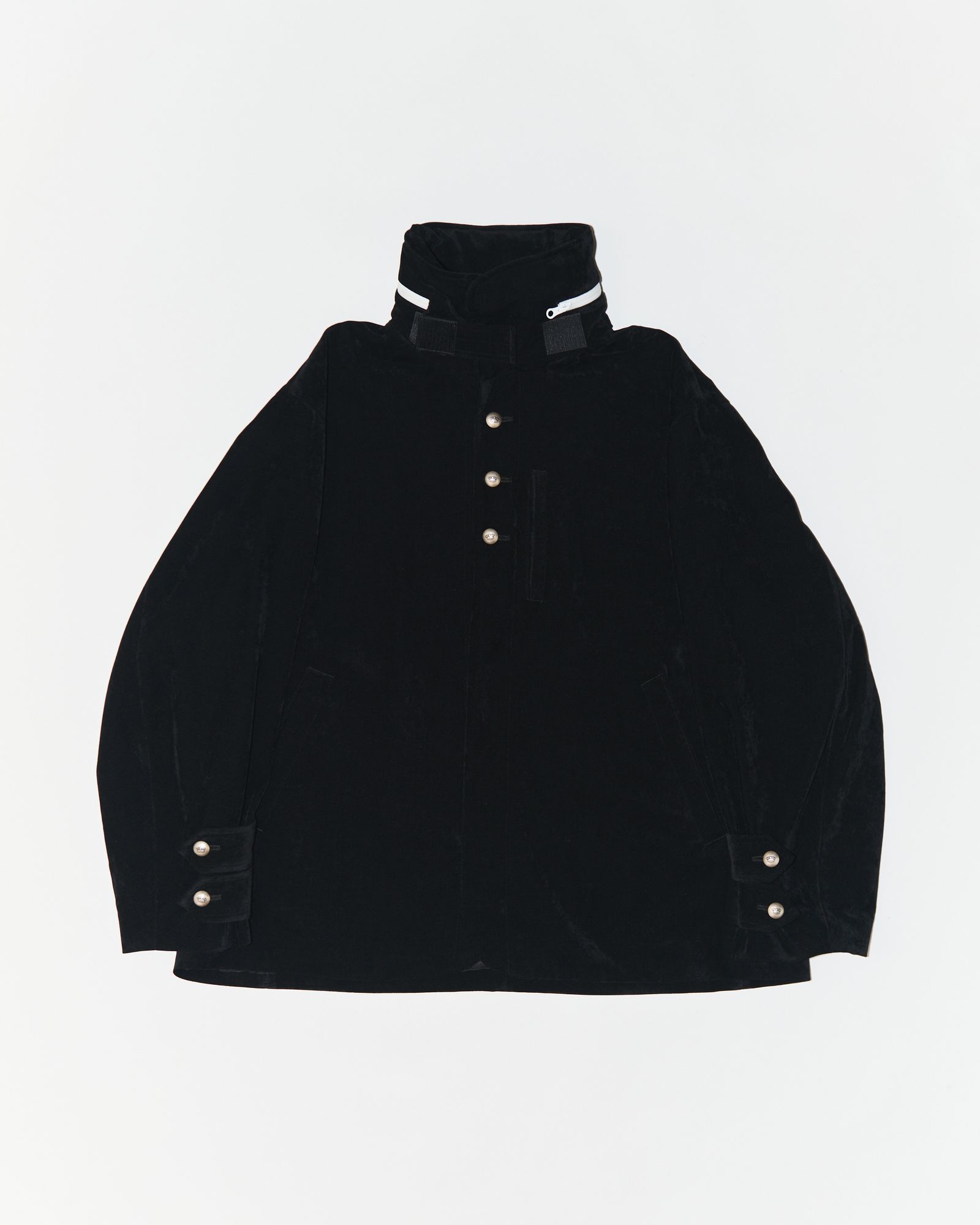 IRREGULAR | 945-82GJ468-1 (Black/White)