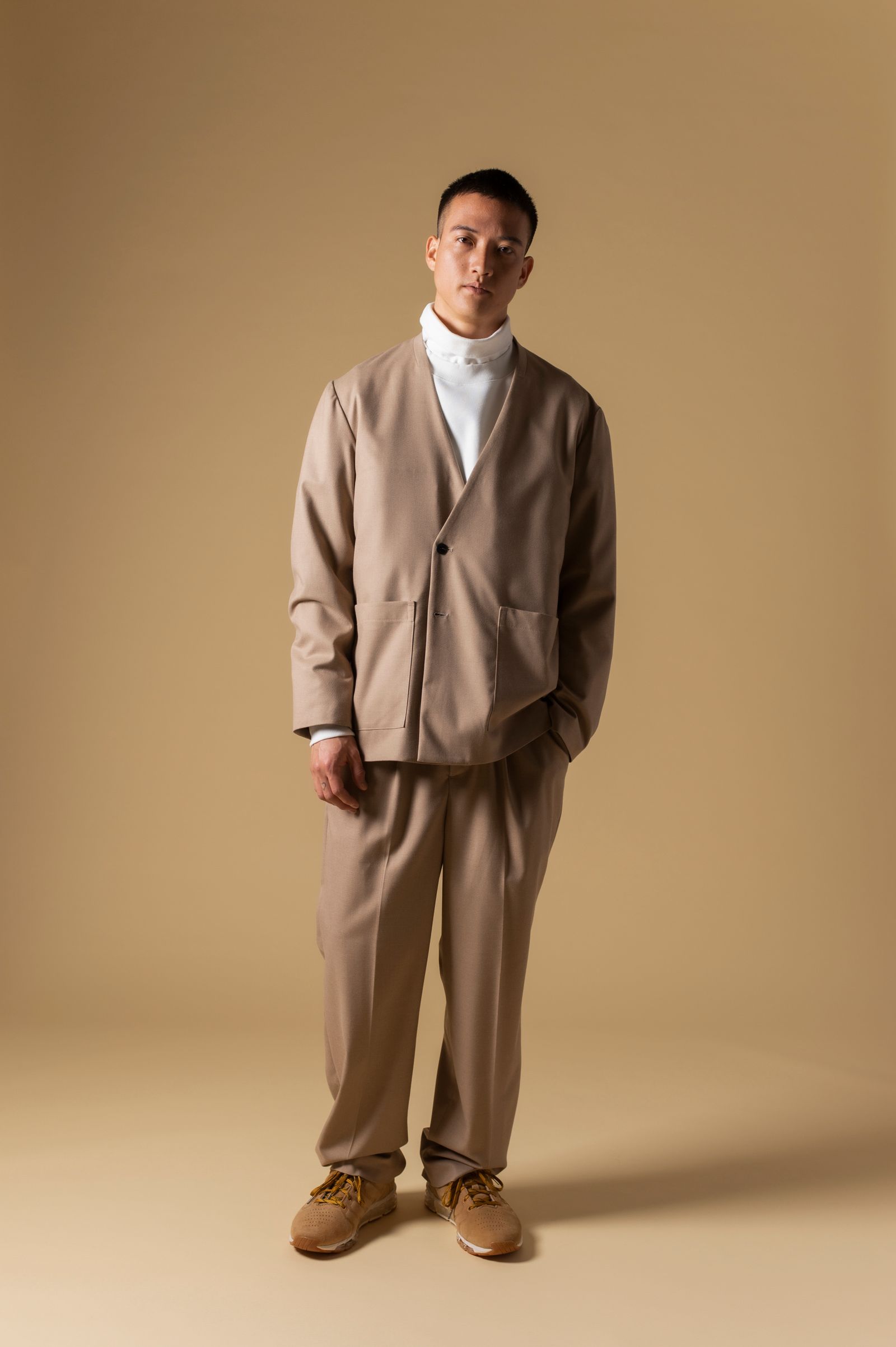 RELAXED BLAZER  (BEIGE)