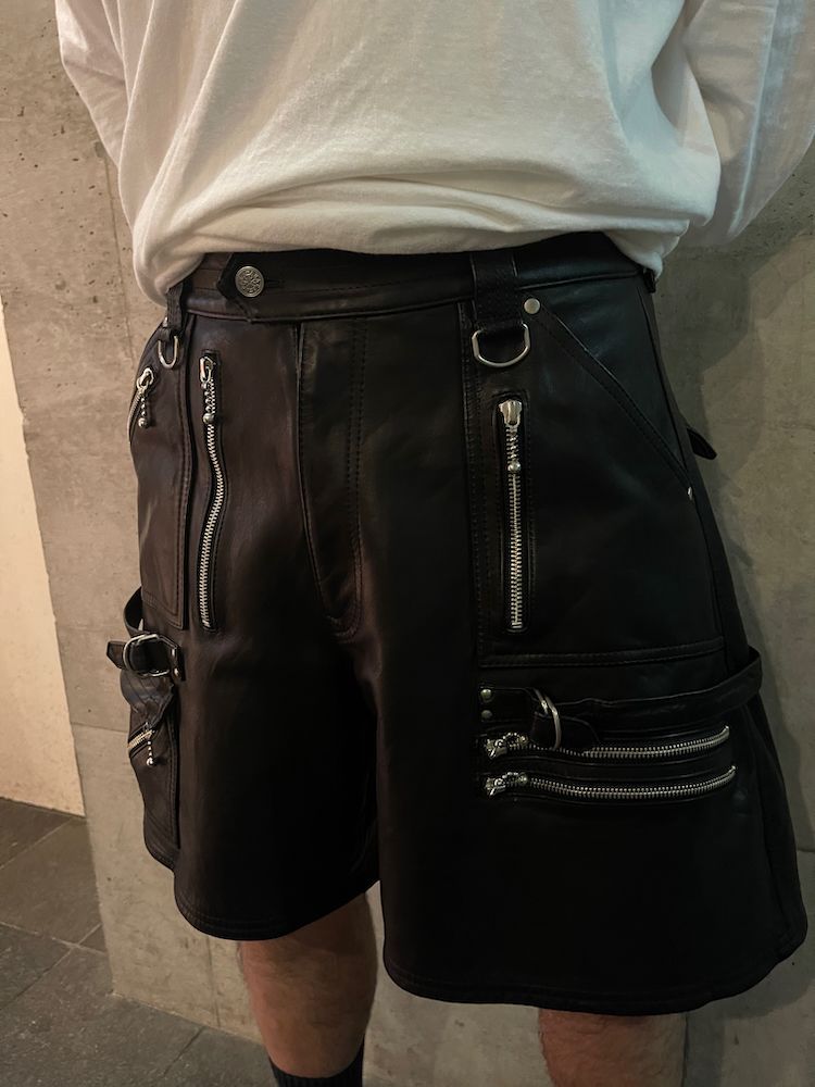 945-81GP257-1 (BLACK, WHITE)