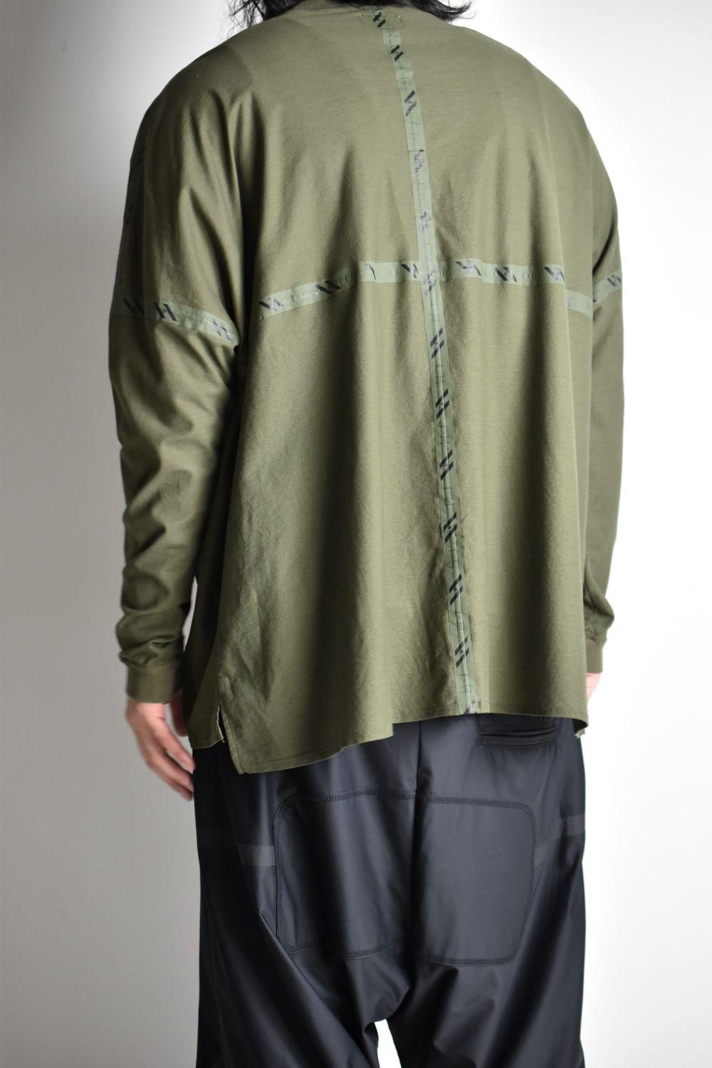 FLATSEAM LINE WIDE L-SLEEVE c/#2 OD