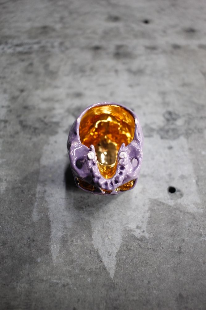 三つ目鬼髑髏ぐい呑 藤色×金  (桐箱付)