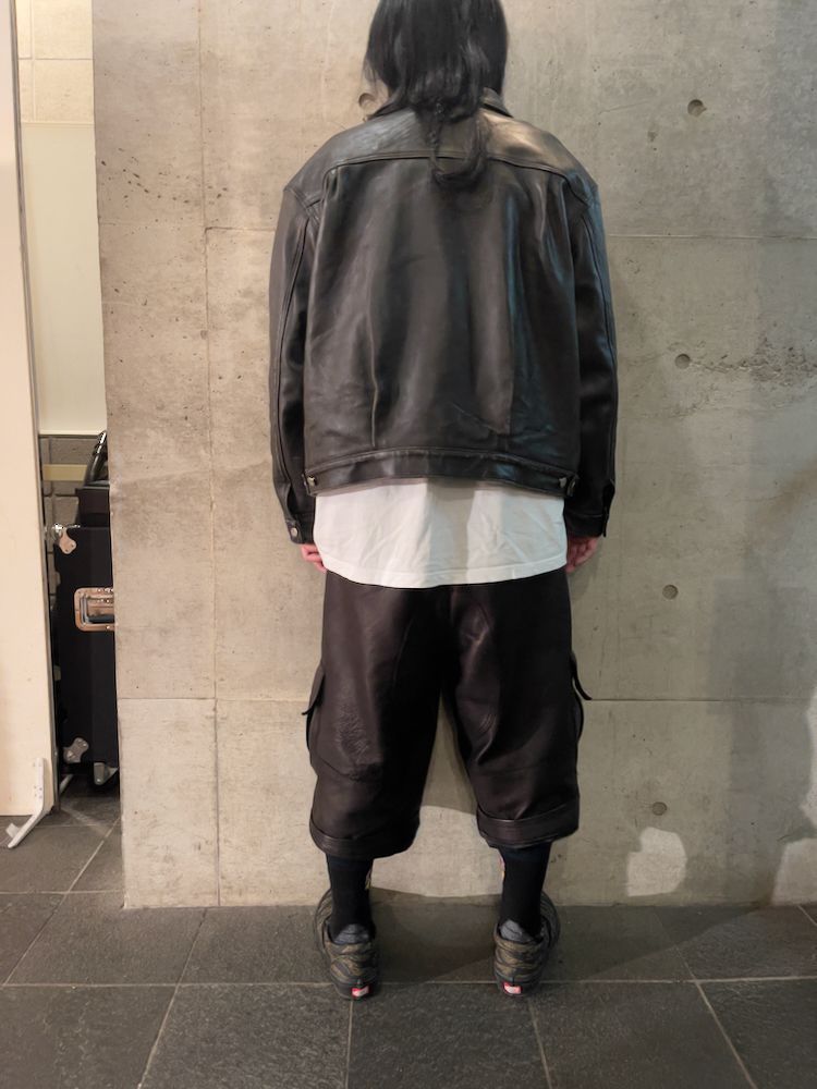 945-81TJ463-1 (BLACK)