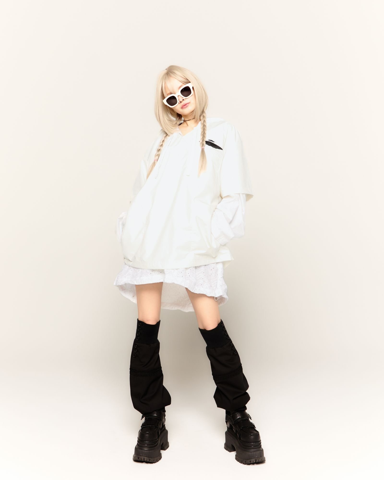 945-81GS179-1 (WHITE)