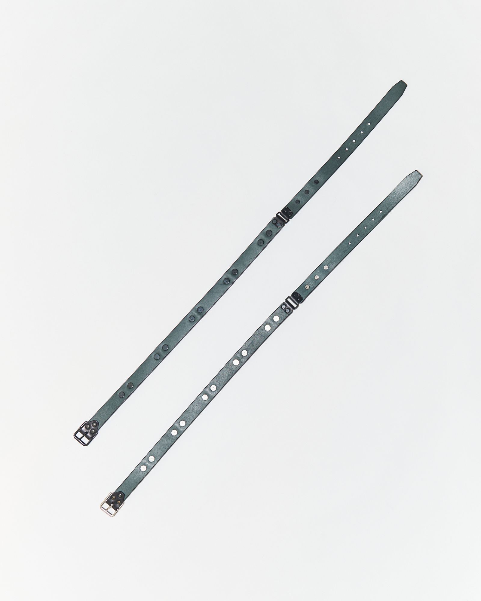 945-82GAC104-1 (Black/Black, Black/Silver)