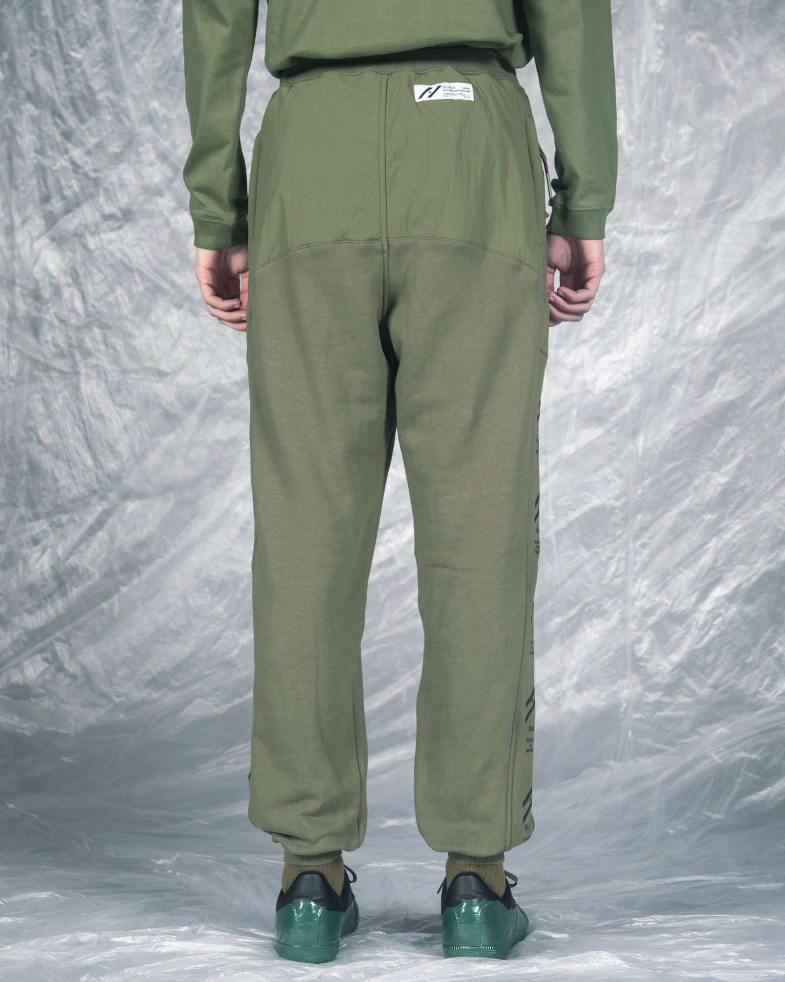 「予約商品」SIDE-LINE JOGGER PANTS / col: KHAKI