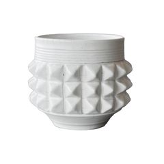 MARBLE PYRAMID STUDS TEACUP "WHITE" -陶器ティーカップ-
