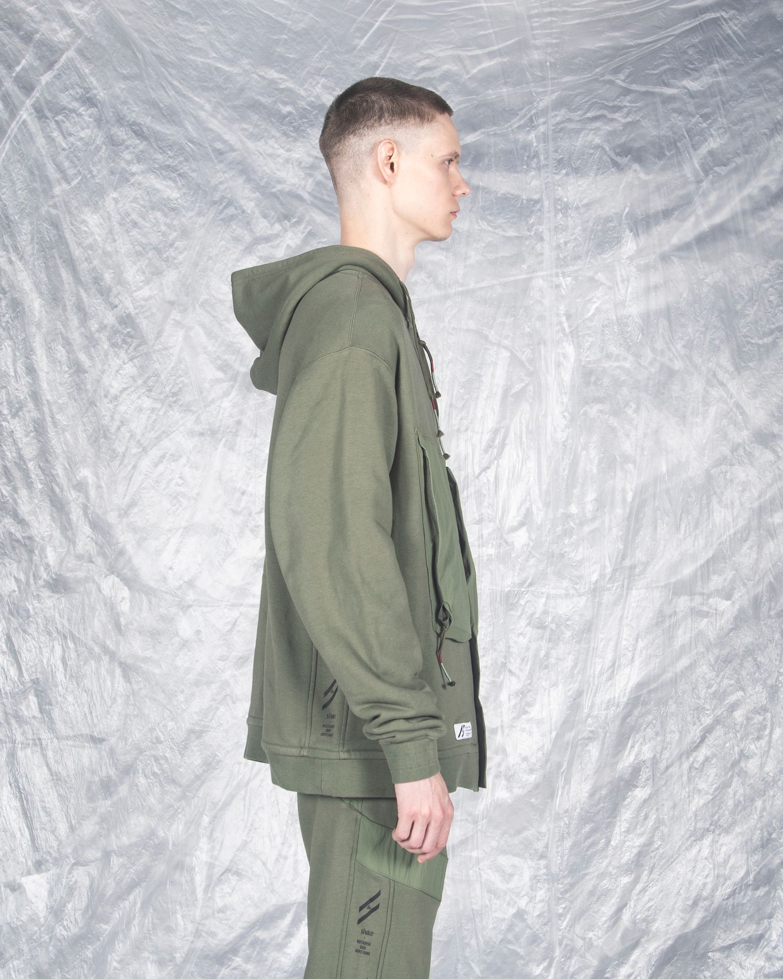 「予約商品」LOWCHEST-PKT ZIP JOGGER LOOSE-FIT HOODIE / col: KHAKI