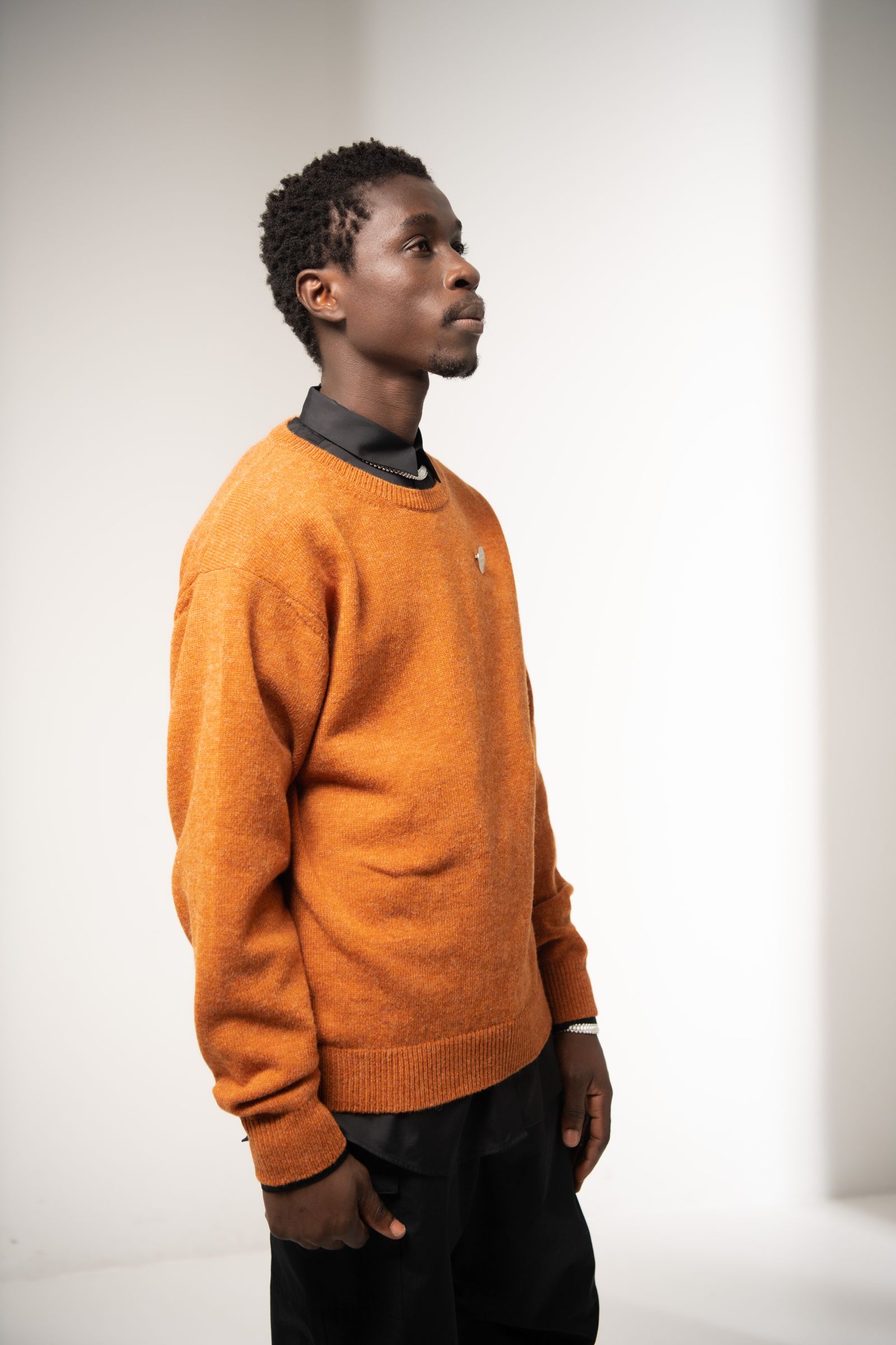 「予約商品」CREWNECK SWEATER (CARROT)