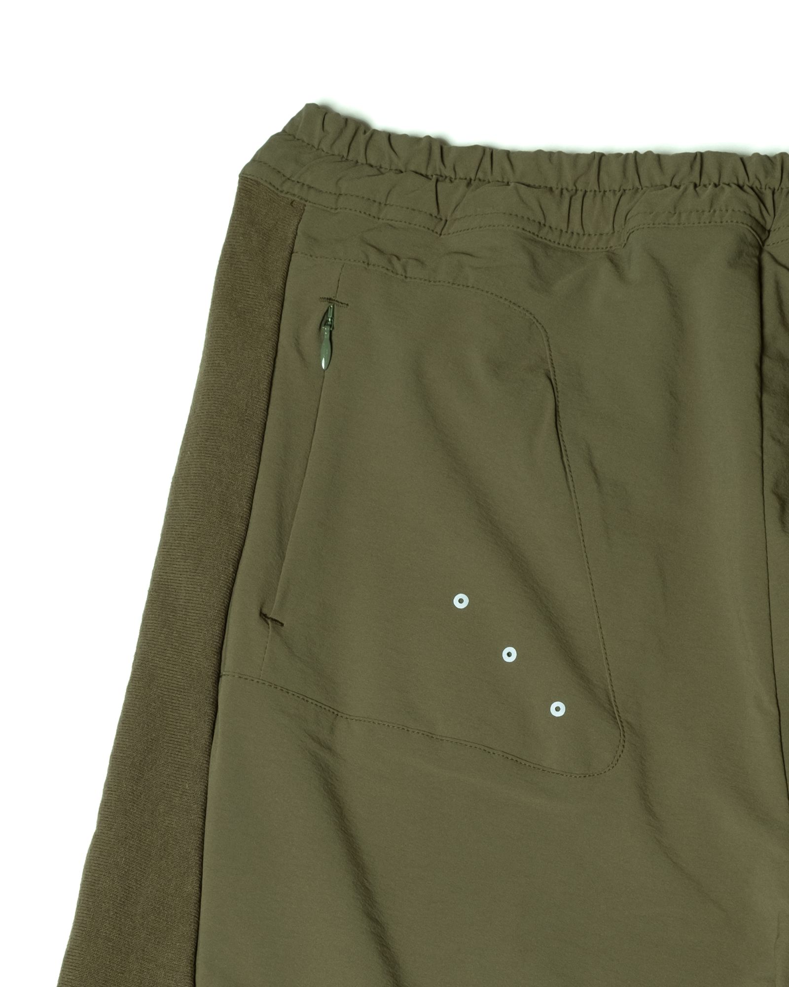 「予約商品」TECH LAYERED JOGGER PANTS / col: KHAKI