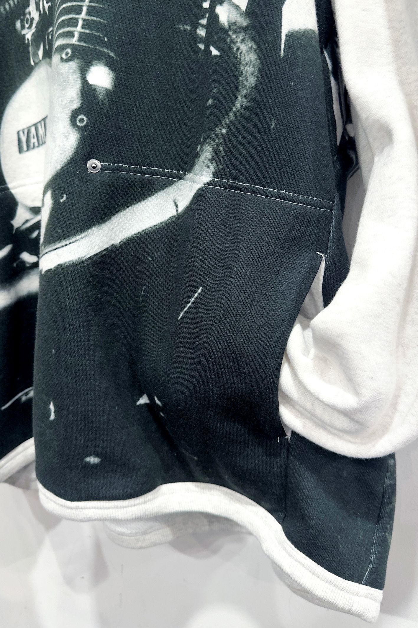 “SALINGER” SWEAT HOODIE / スウェット フーディー (BLACK, LIGHT GRAY)