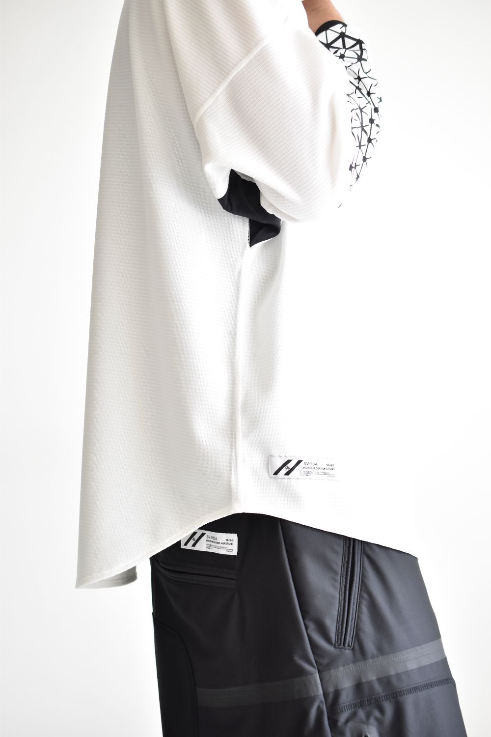 GEOMETRIC PATTERN L-SLEEVE c/#3 WHITE