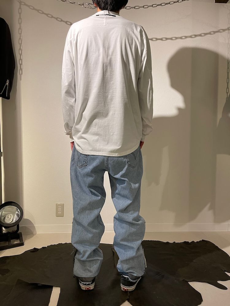 THE DEFORMED ADJUSTABLE THRIFTING DENIM 550 [FIGURE PROTO] / リメイク デニムパンツ（LIGHT INDIGO）