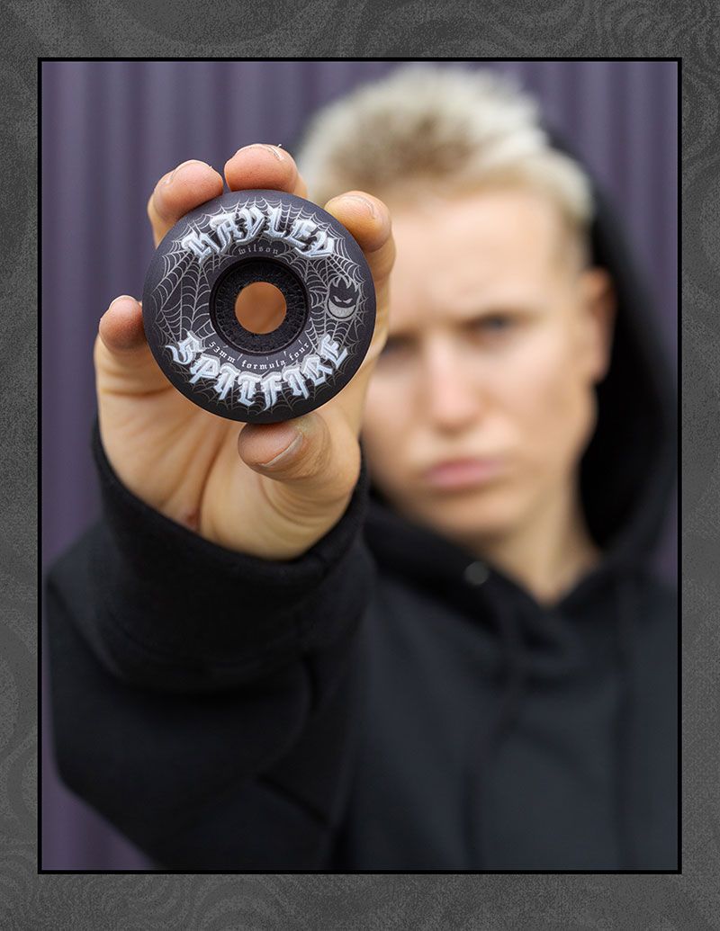 FORMULA FOUR (F4) CONICAL FULL 99D HAYLEY WILSON WEBBED 黒 53mm / スケボー ウィール