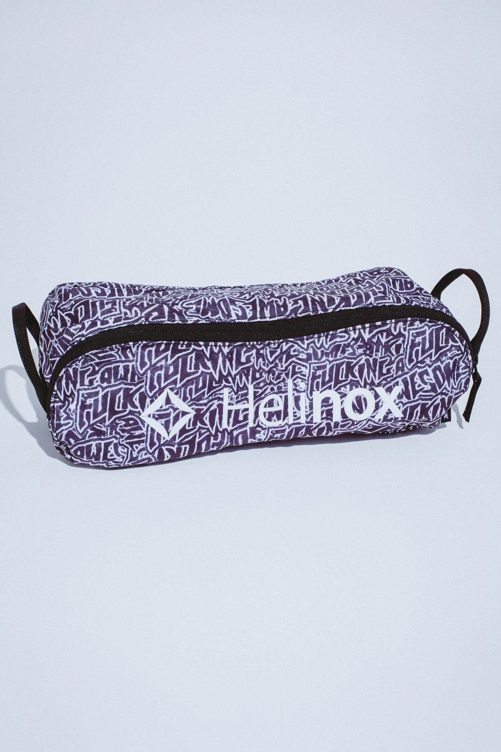 FUCKING AWESOME Burnt Stamp Logo Helinox Chair One / チェア