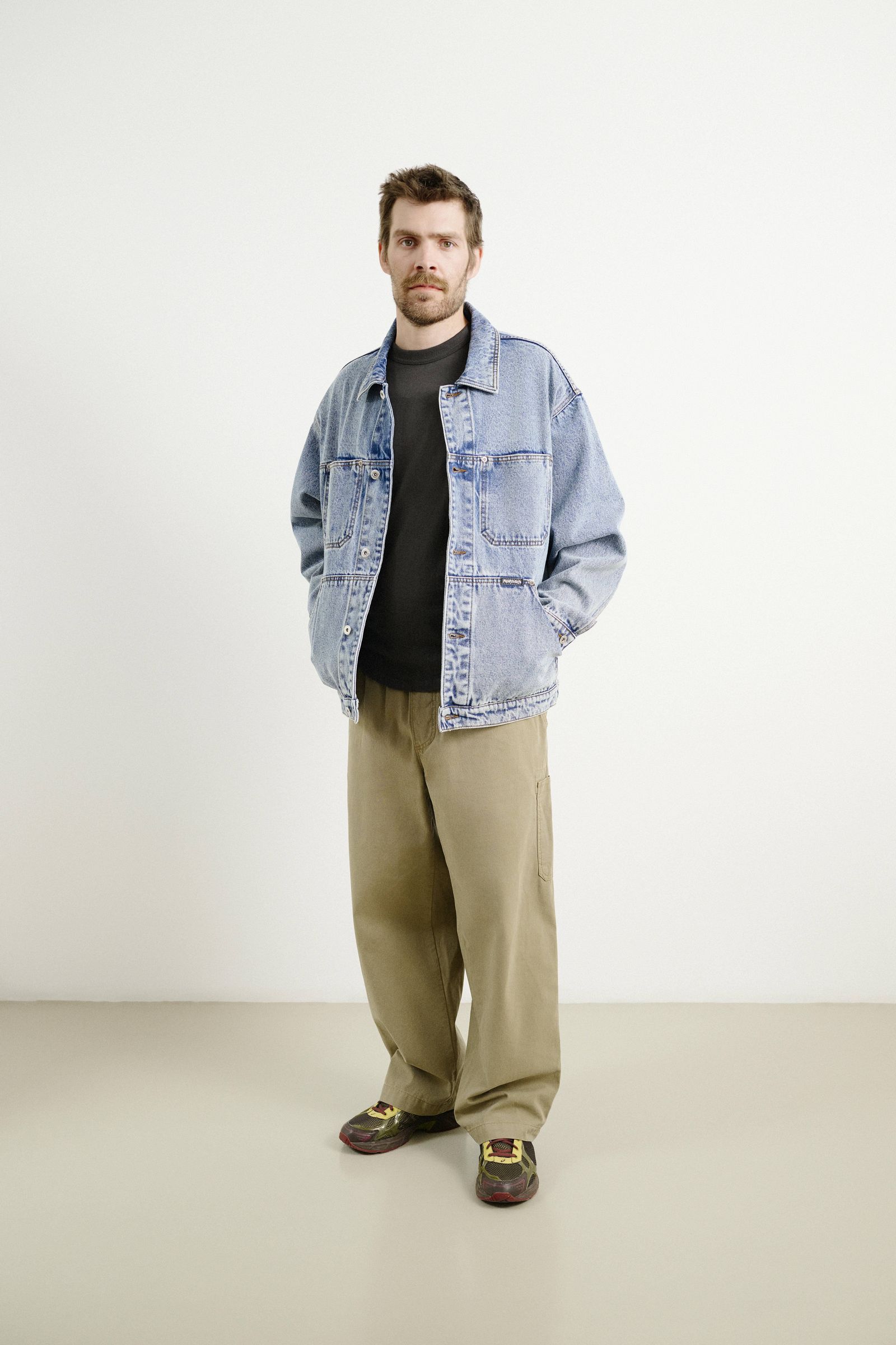 KATA PANTS KHAKI GREEN / パンツ