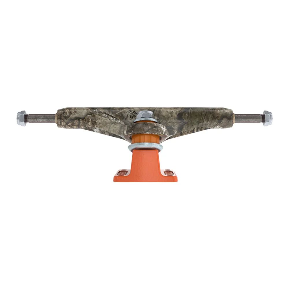 144 REALTREE APX SKATEBOARD TRUCKS（Stage11） | シルバー