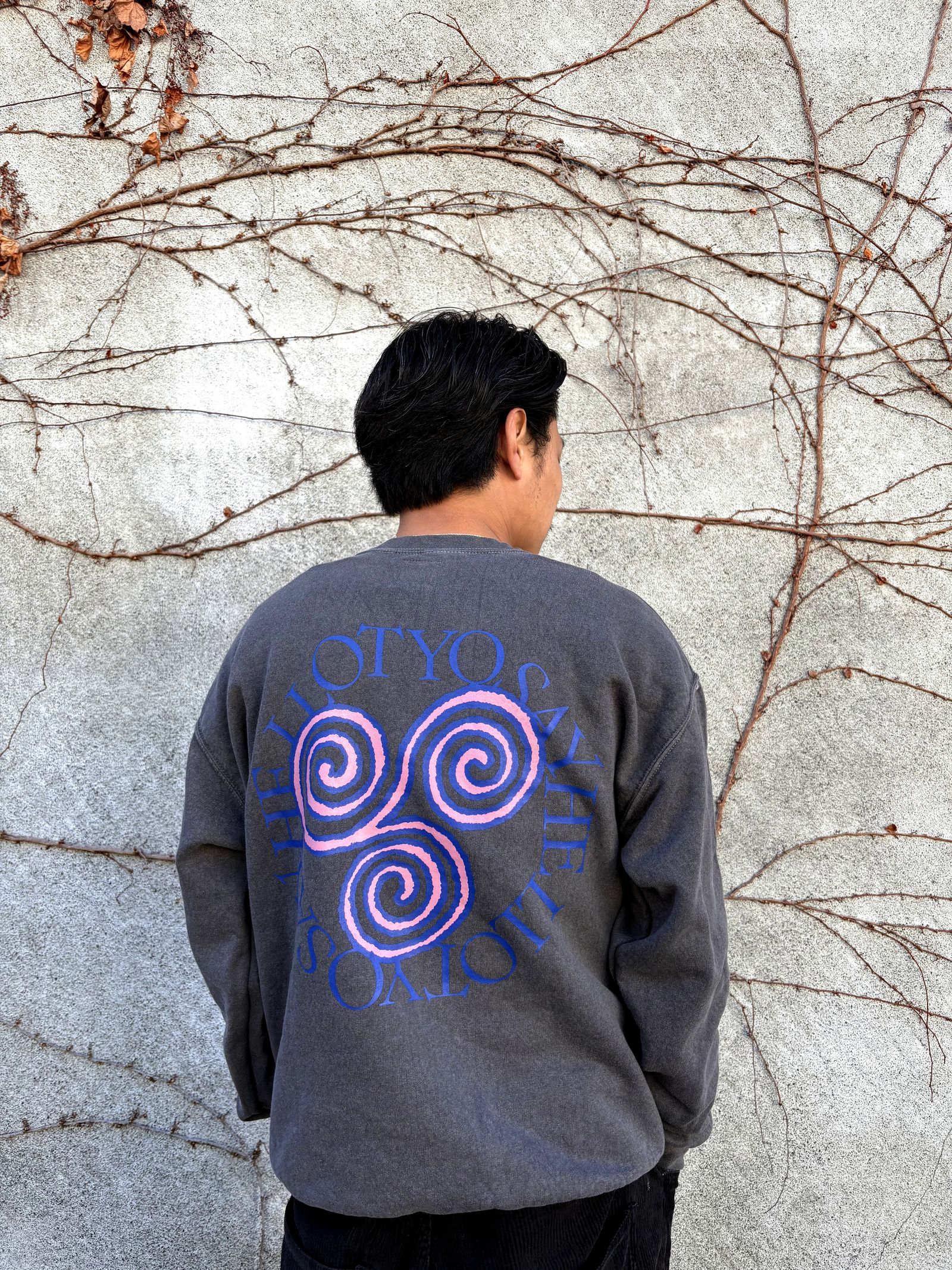 Pigment Slap Logo Crew ( Pigment Black ) / スウェット