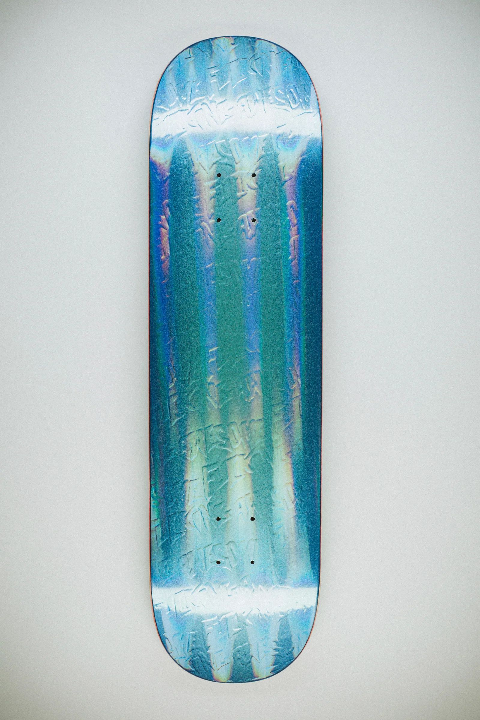 Gamma Ray Blue Embossed 8.0 / スケボーデッキ