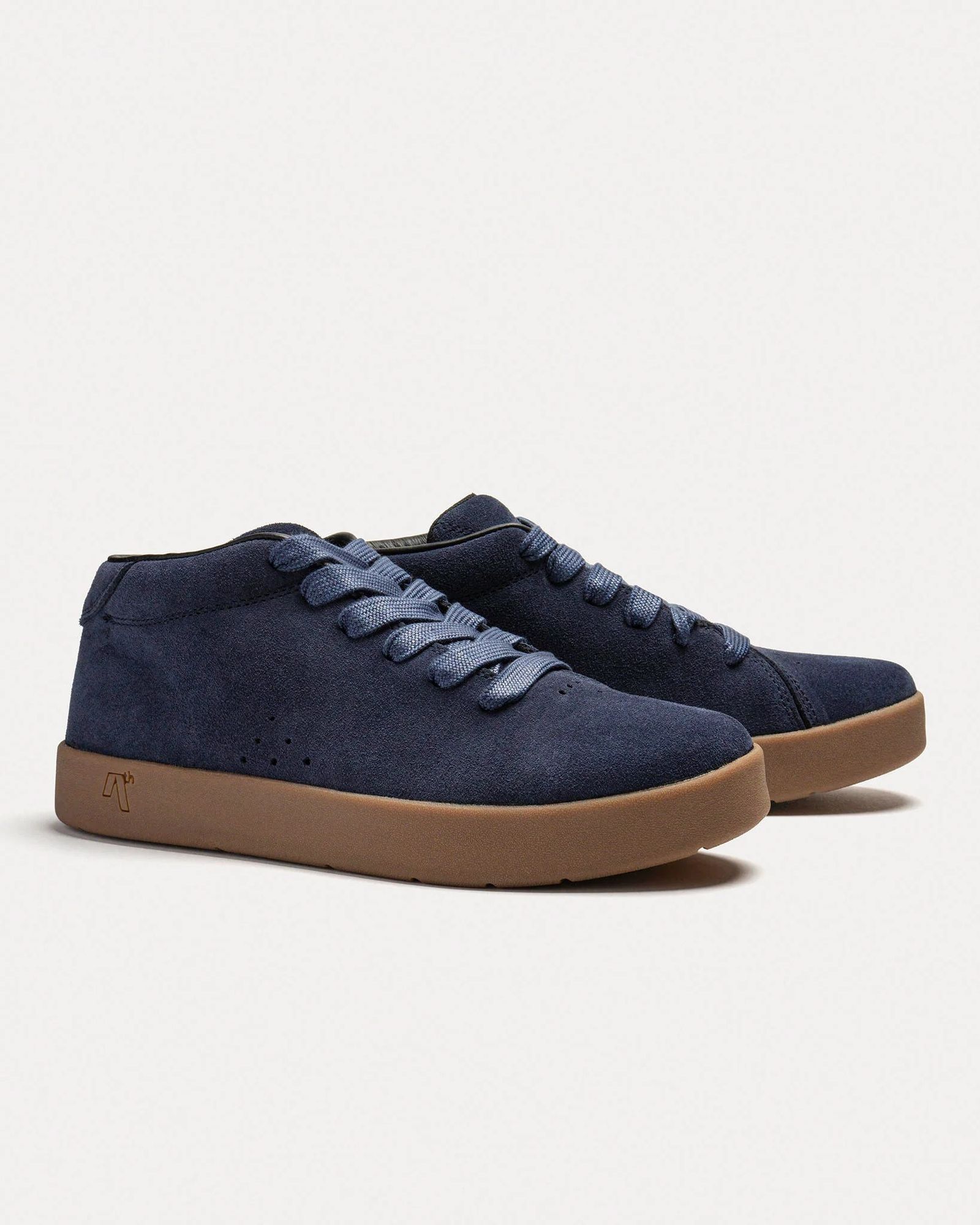 II Navy Gum / スニーカー