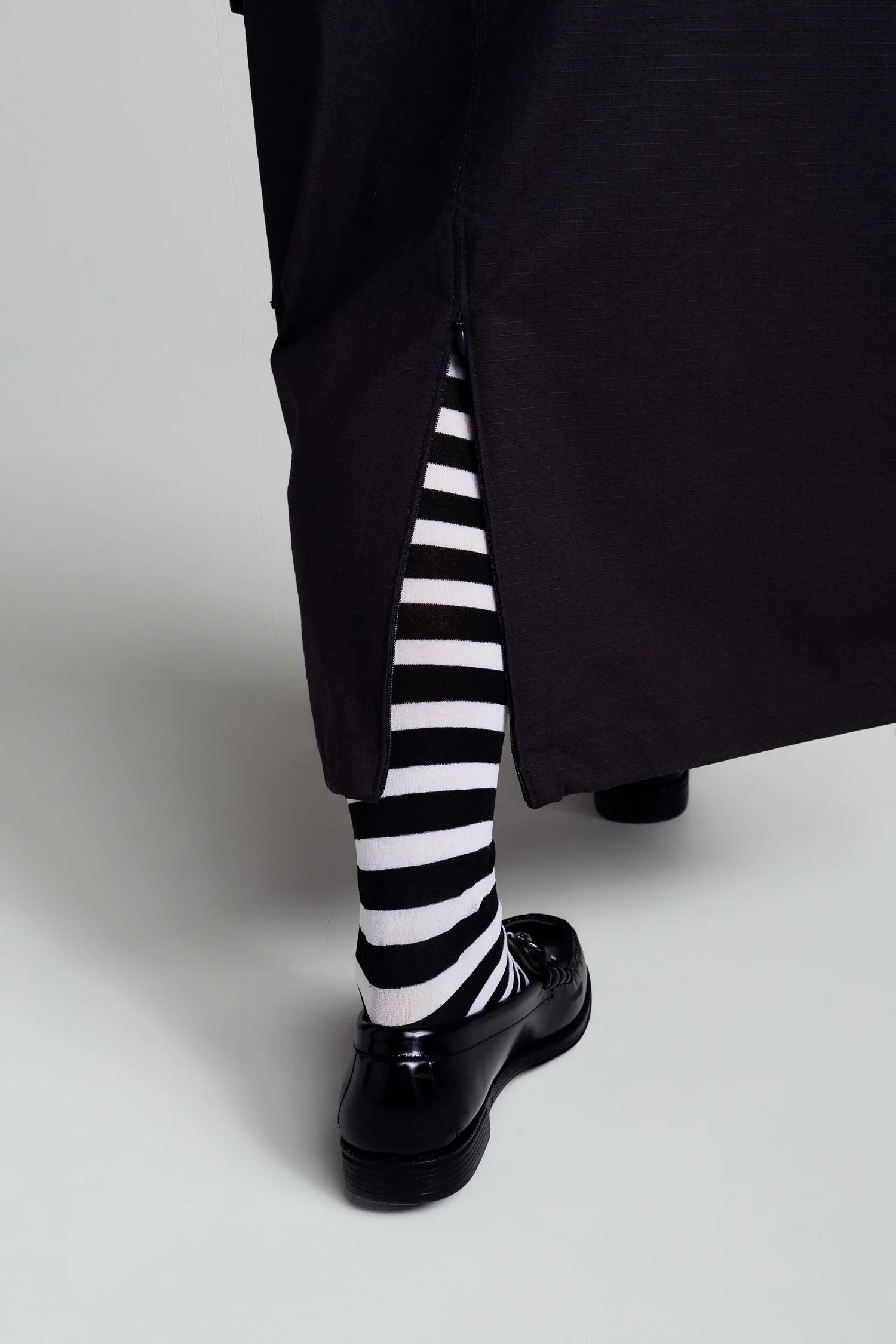 POP Sophie Zip Off Skirt Anthracite / ジップアップ スカート