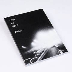 LOST and HOLD - Diskah / ソフトカバー 本