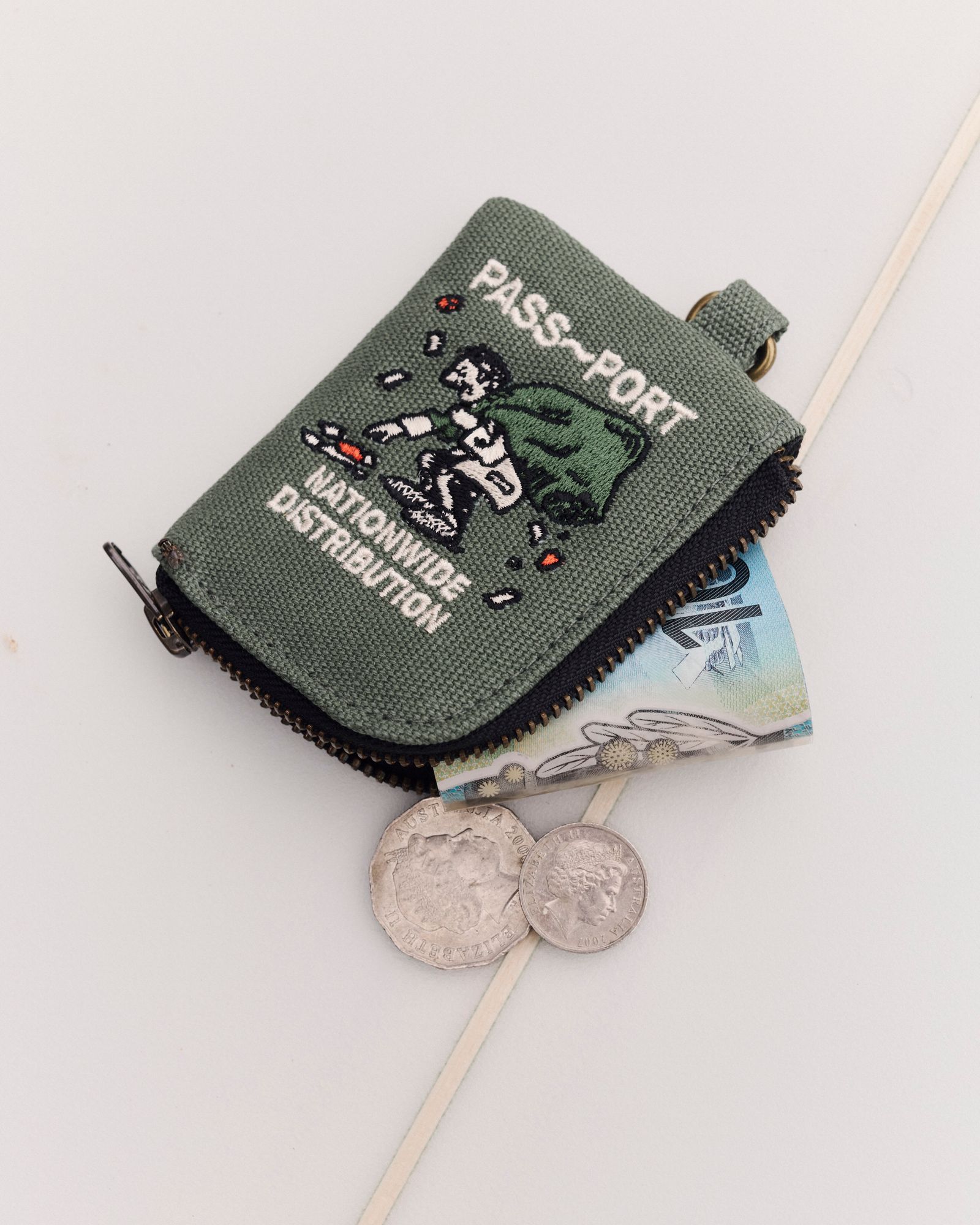 Distribution Coin Pouch Elm Green / コインケース