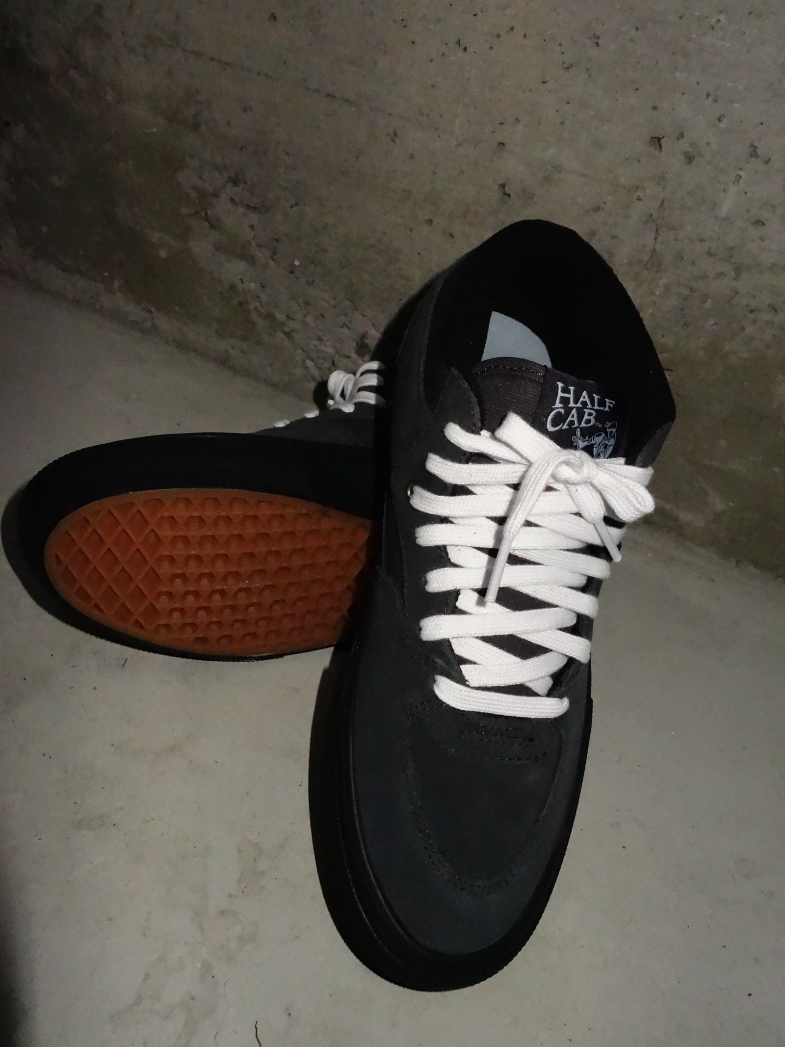 VANS SKATE HALF CAB - CHARCOAL / BLACK / シューズ