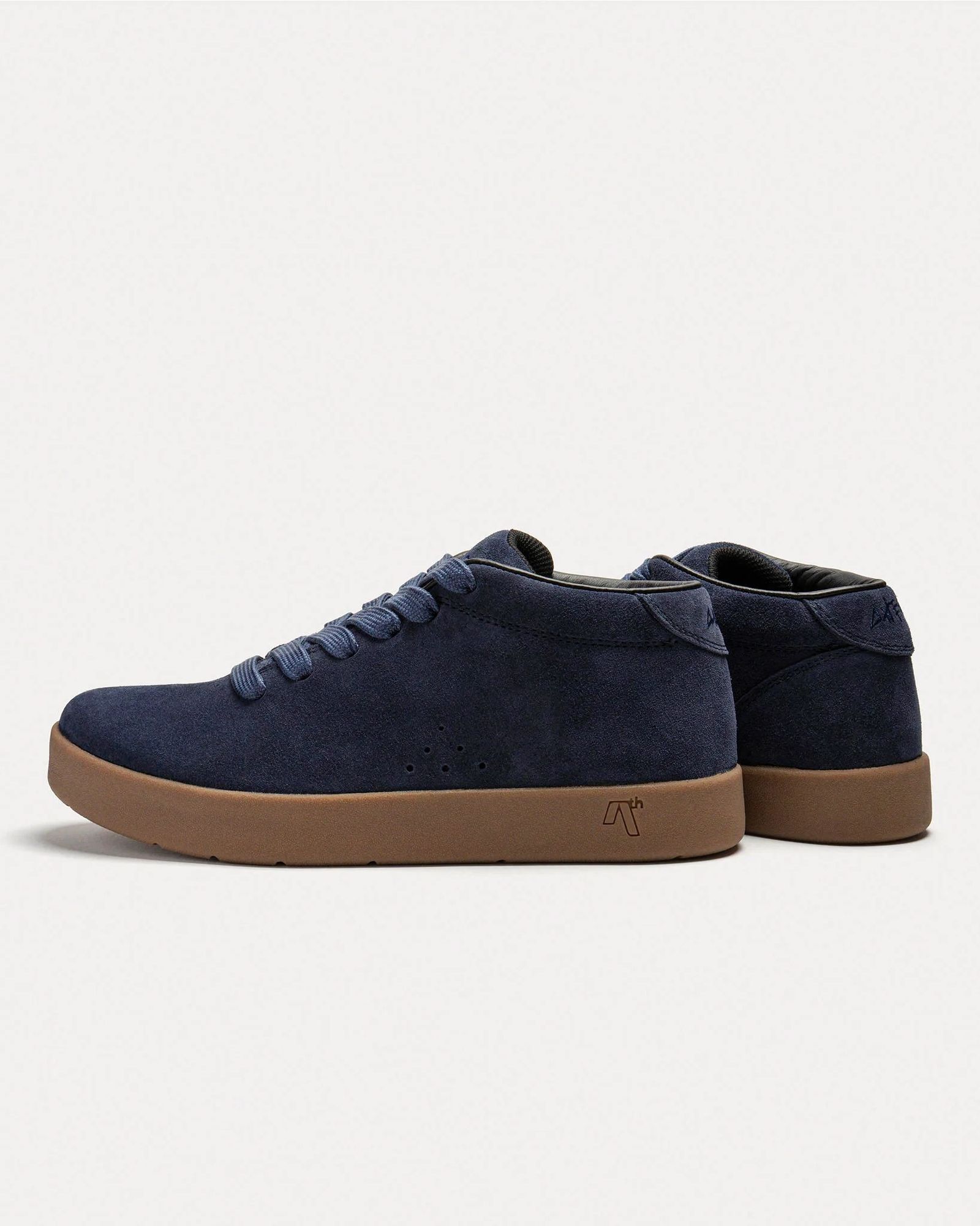 II Navy Gum / スニーカー