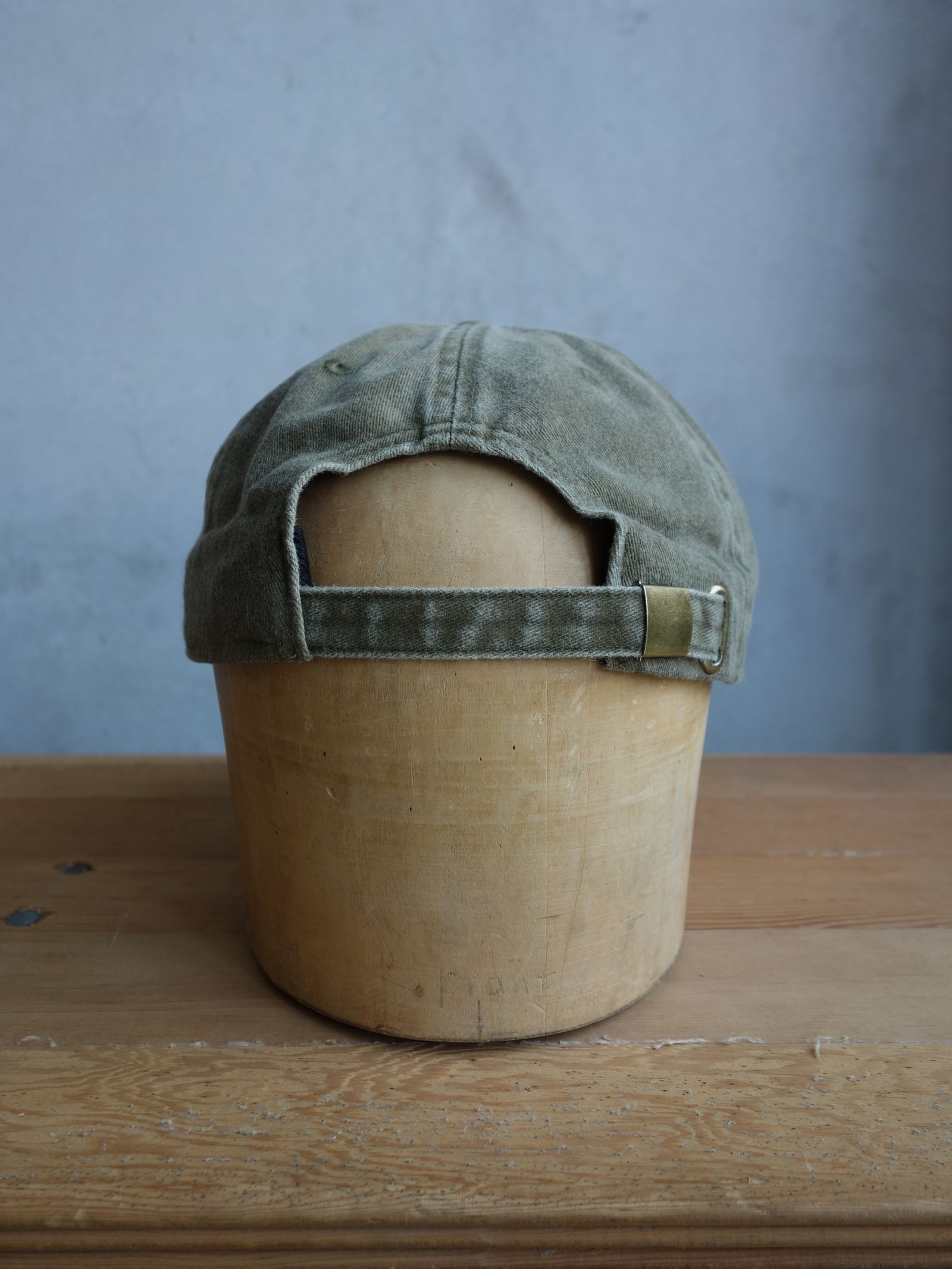 DUST STARS - WASHED DAD HAT - Olive green / キャップ