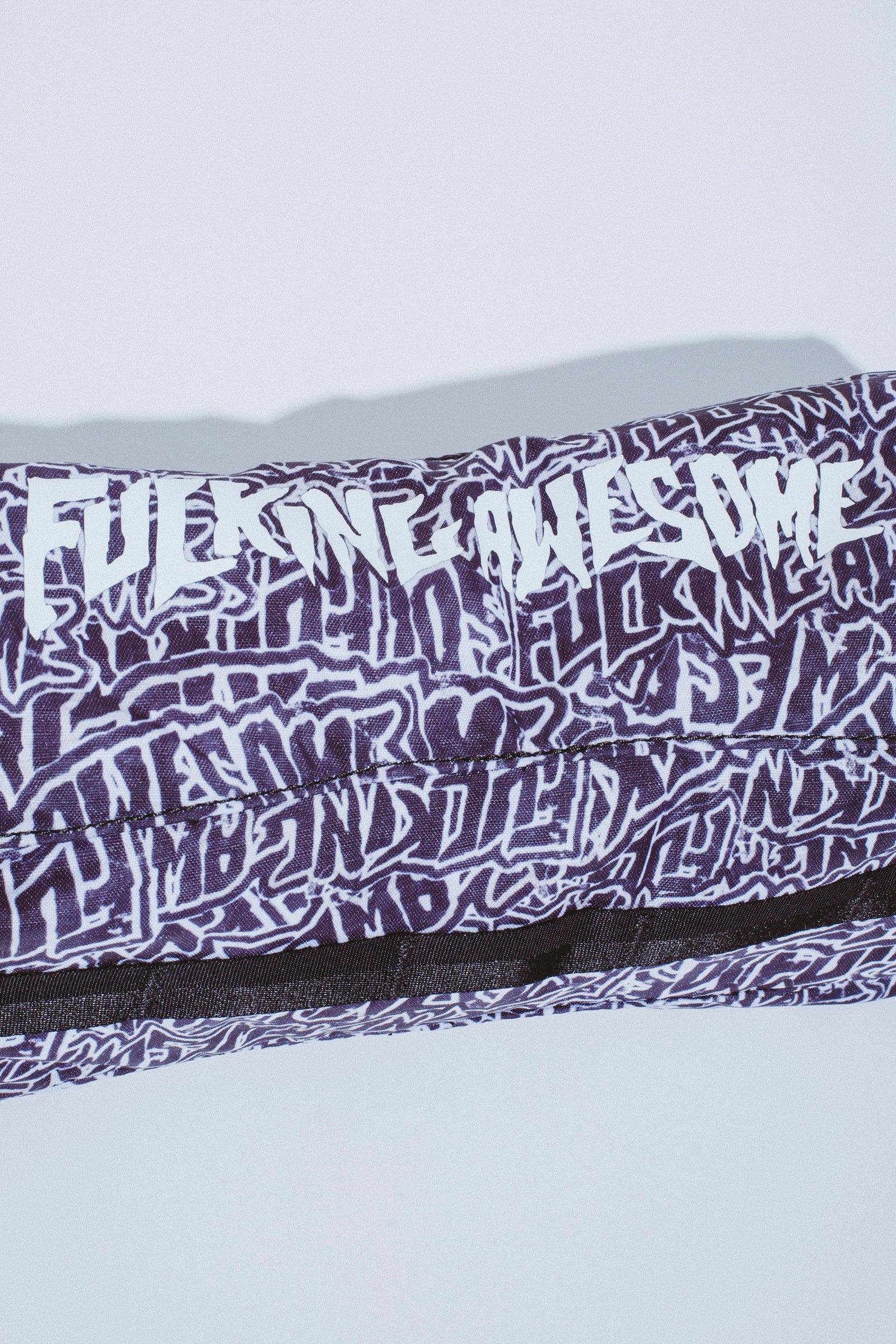 FUCKING AWESOME Burnt Stamp Logo Helinox Chair One / チェア