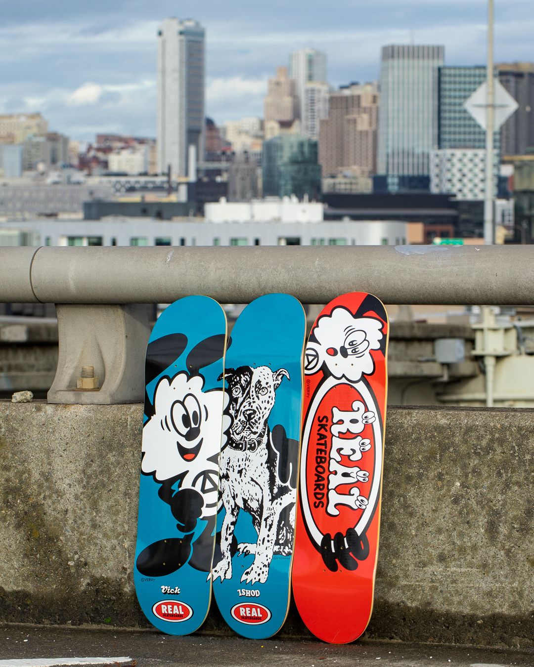 REAL × VERDY - ISHOD - 8.25" / スケボーデッキ