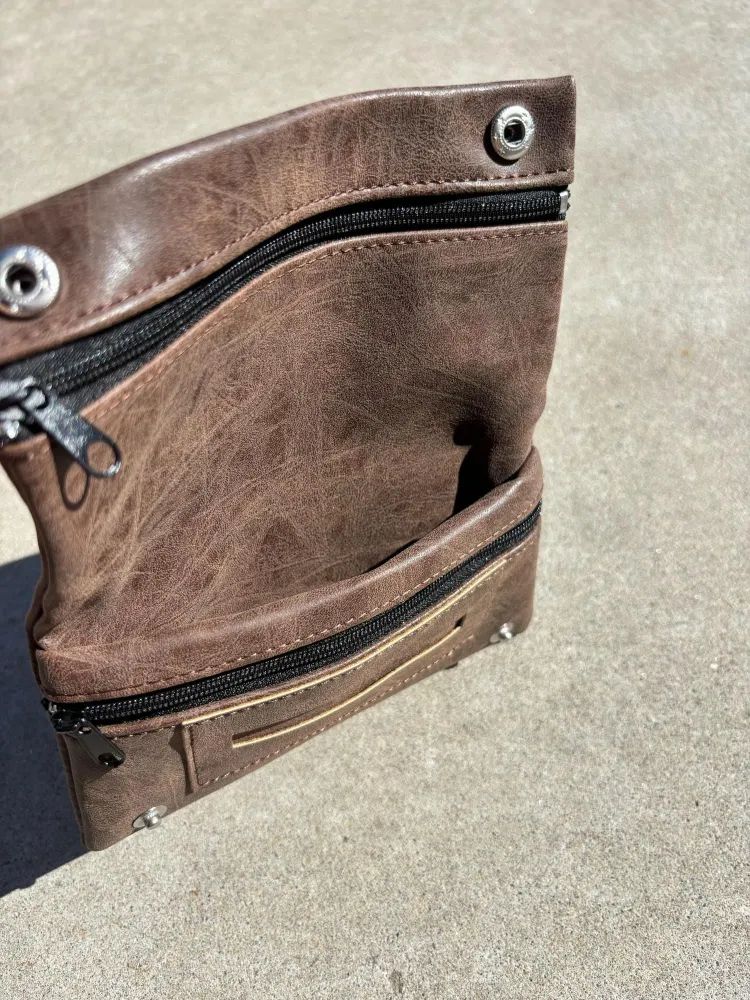 CIGARETTE POUCH ( Leather Brown ) / シャグケース タバコケース