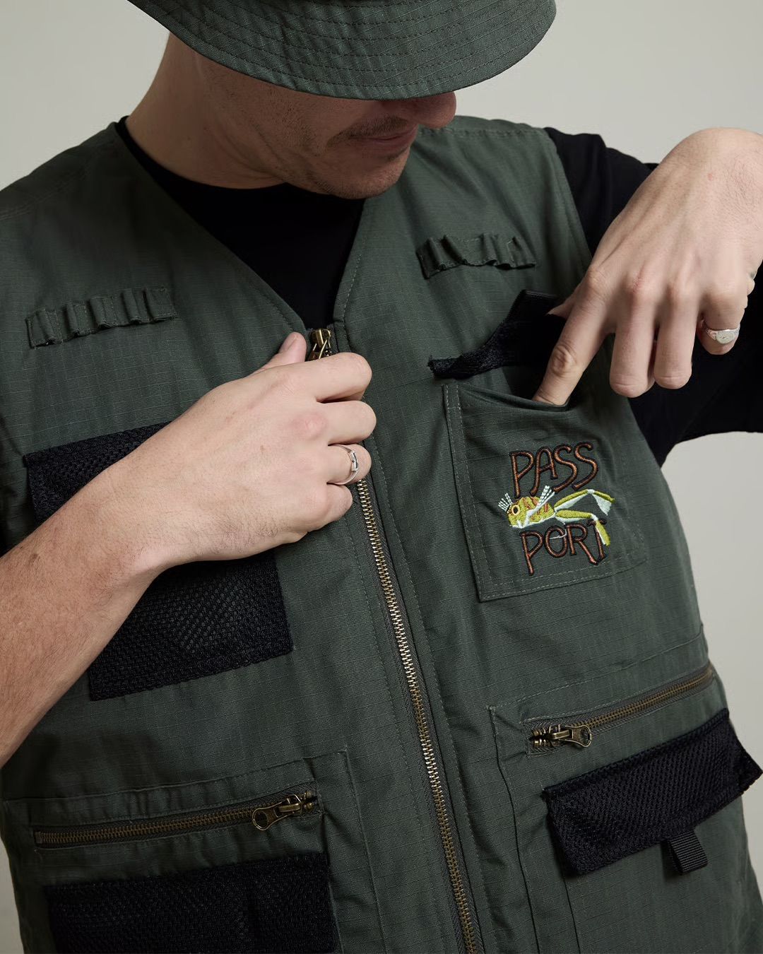Frog Lure Ripstop Fishing Vest Moss / ジャケット