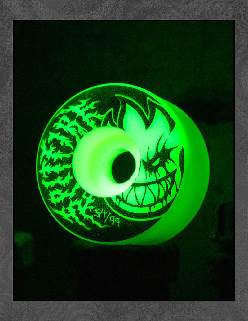 Formula Four Deathmask II Radial Full Wheel | 99DU (ハード) 54mm / 蓄光