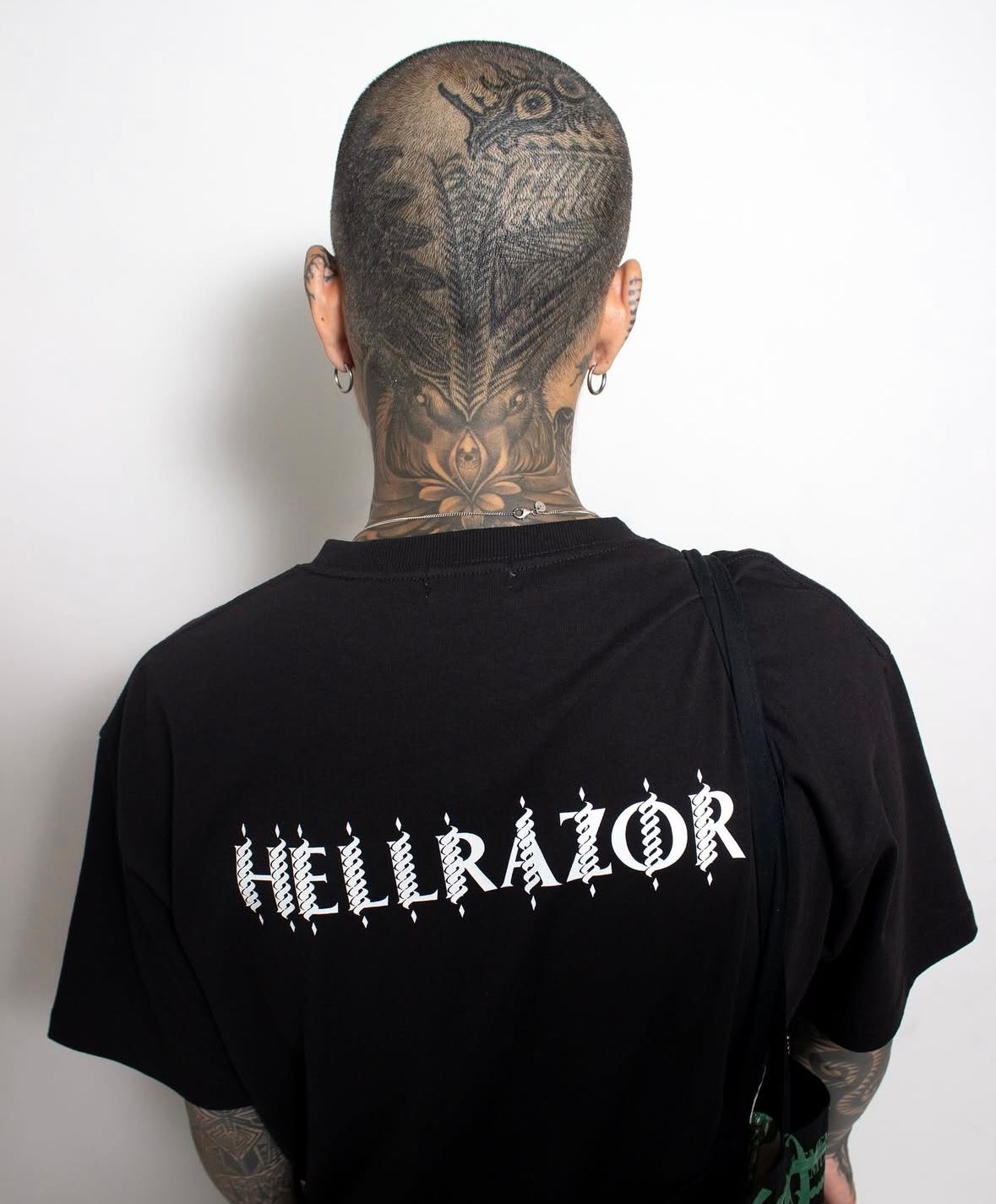 ROPE LOGO SHIRT - BLACK HELLRAZOR®︎ MOZYSKEY COLLECTION  / Tシャツ