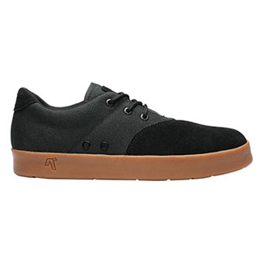 PLUG (Black Gum) / スケートボード シューズ