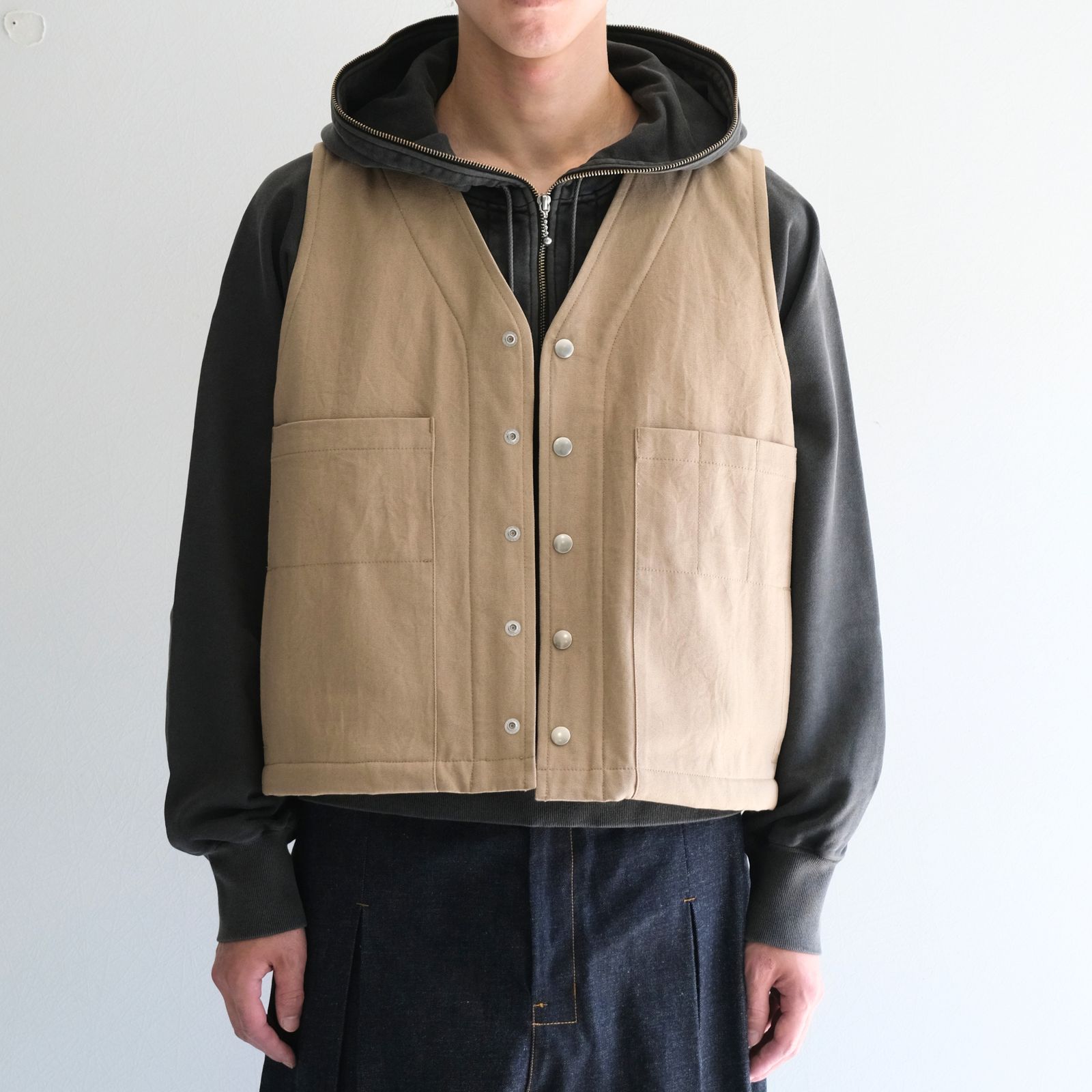 【残り1点】WORK VEST - Duck / Native Border Knit Lining -（Beige）