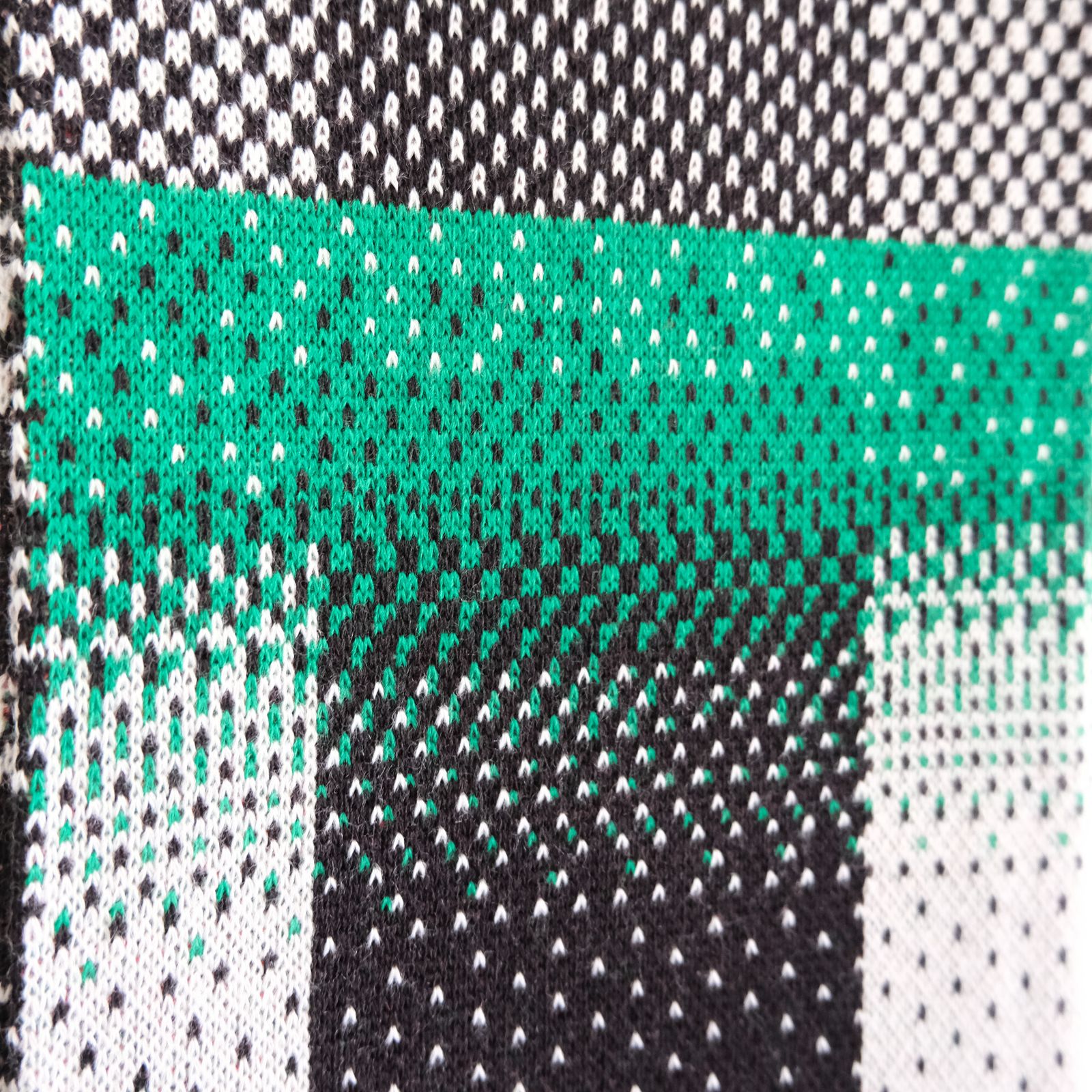 JACQUARD KNIT SOCCER SCARF（MULTI）