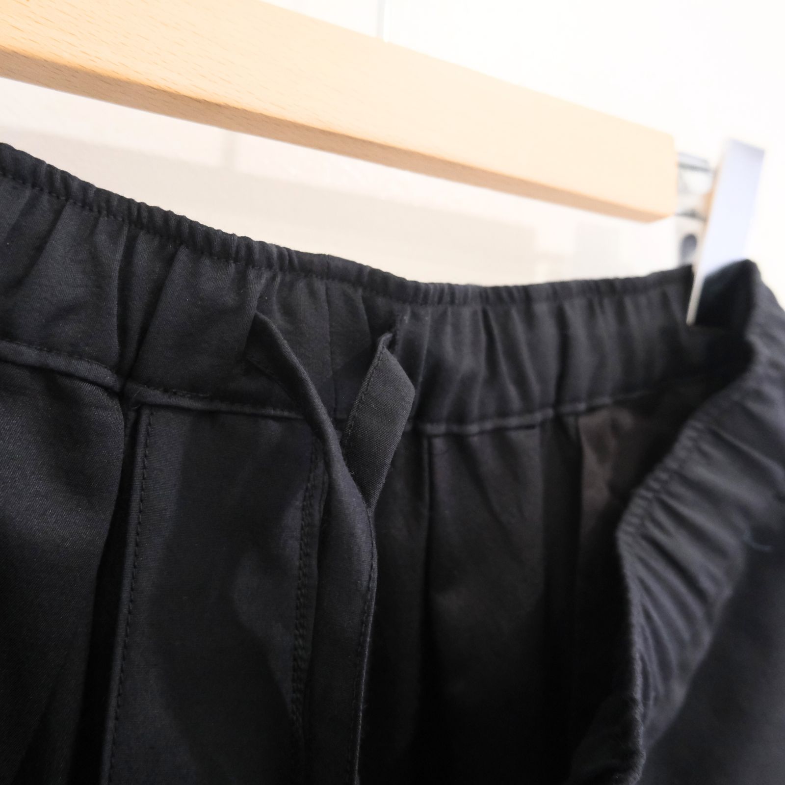 TUCK EASY PANTS - Silk / Wool - / パンツ / イージーパンツ / ウール / シルク / Navy